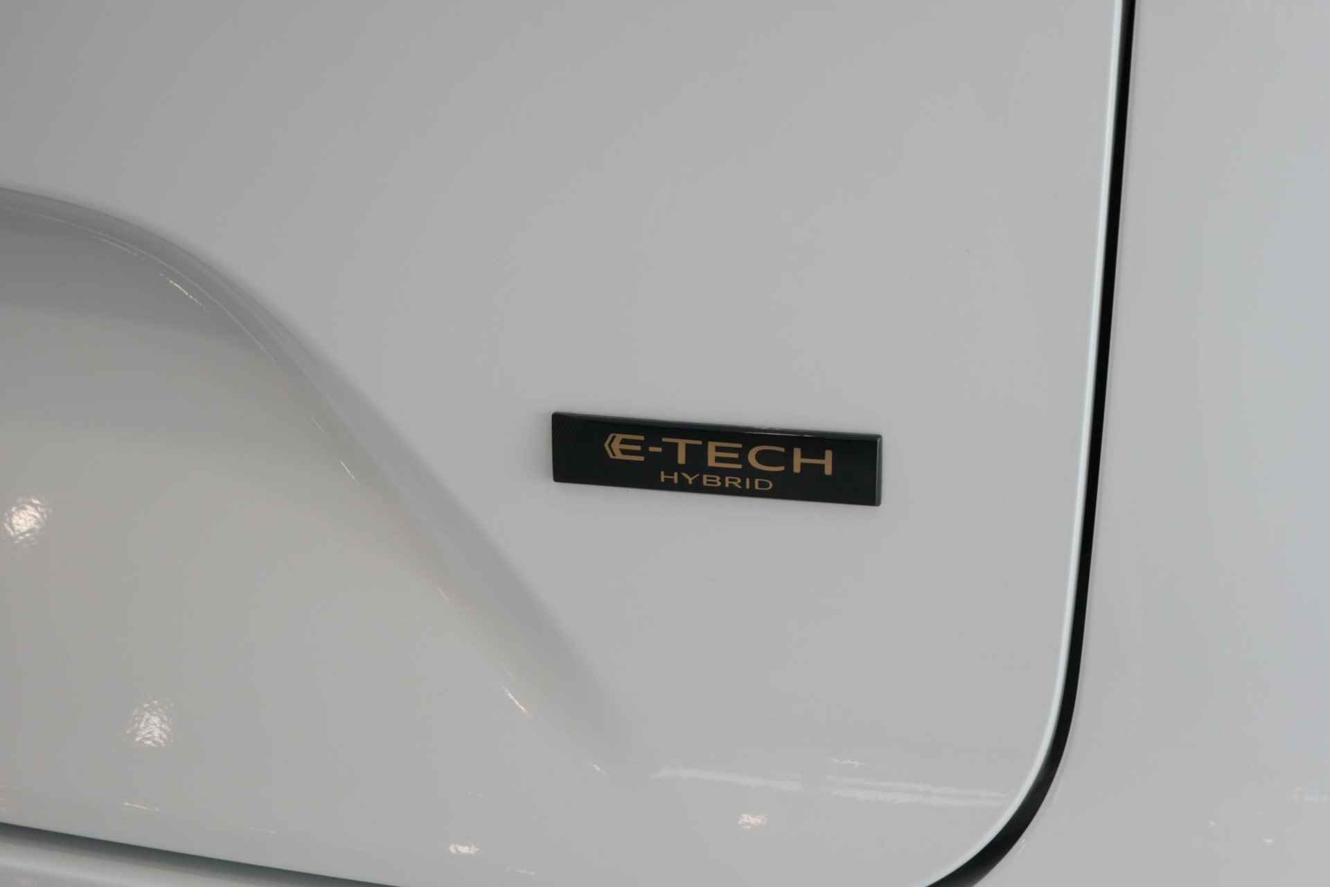 Renault Espace E-Tech Hybrid 200 iconic 7p. Uit voorraad leverbaar OP = OP - 38/49