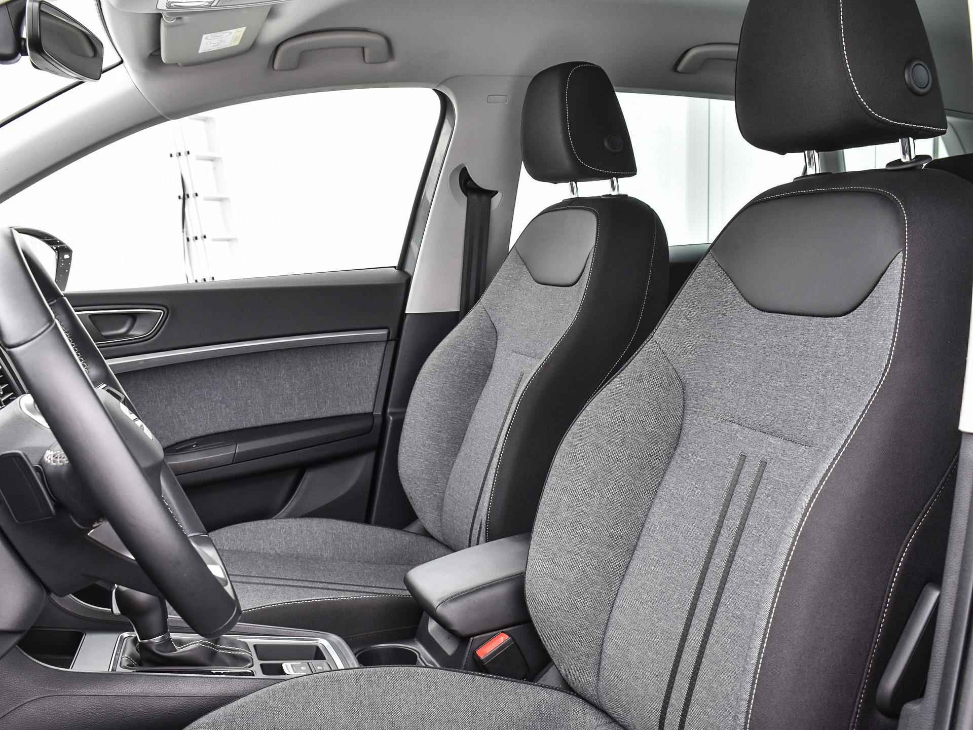 SEAT Ateca 1.5 Tsi 150pk DSG Style Business Intense | Camera | Climatronic | Full Link | Cruise Control | Dab | P-sensoren | Stoel&Stuur Verwarming | 17'' Inch | 12 Maanden BOVAG-Garantie - 11/32