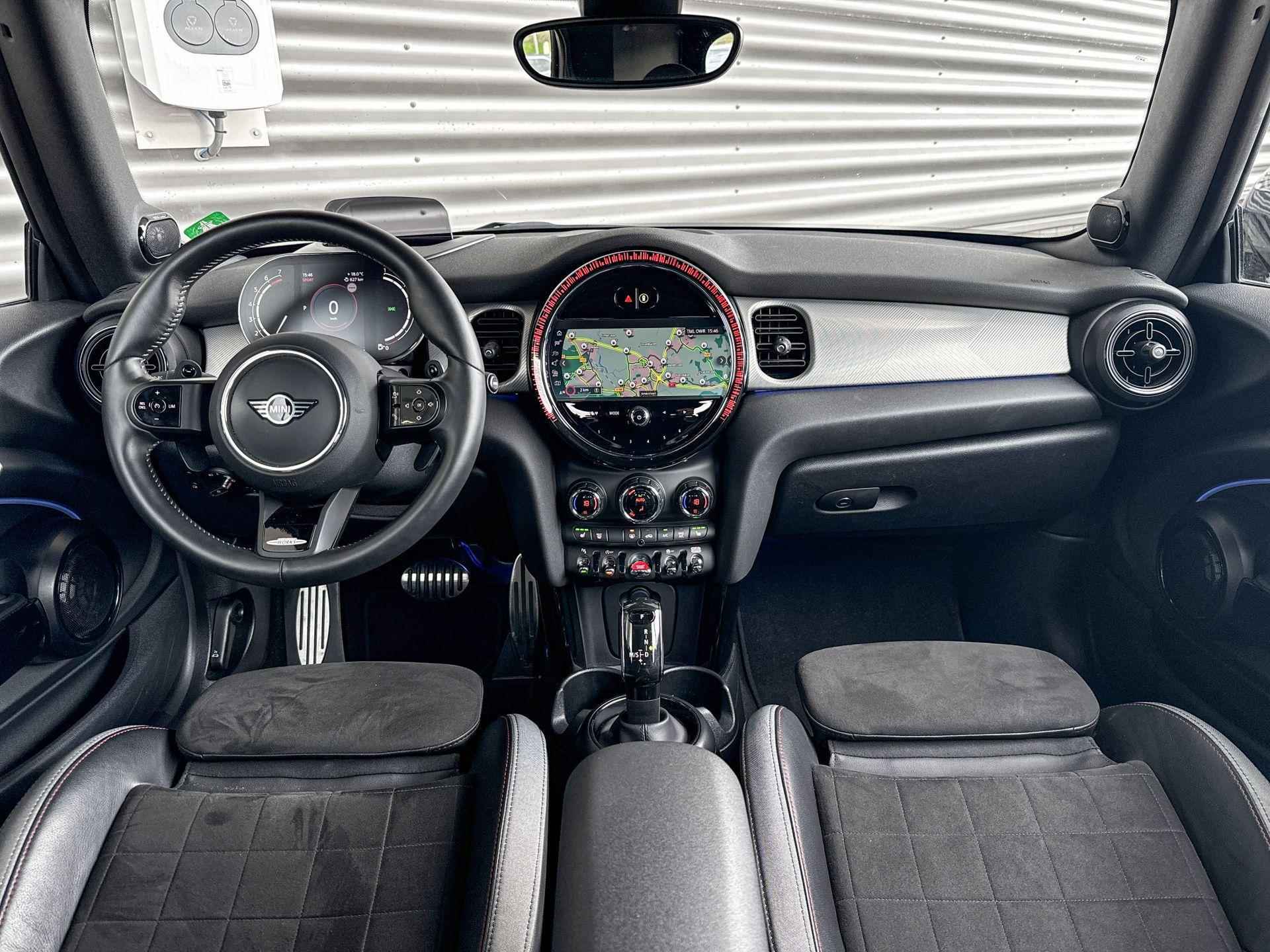 MINI Cabrio 2.0 Cooper S John Cooper Works /Harman Kardon /Head-up /Stuurwiel verwarmd /Achteruitrij camera | Selections - 8/26