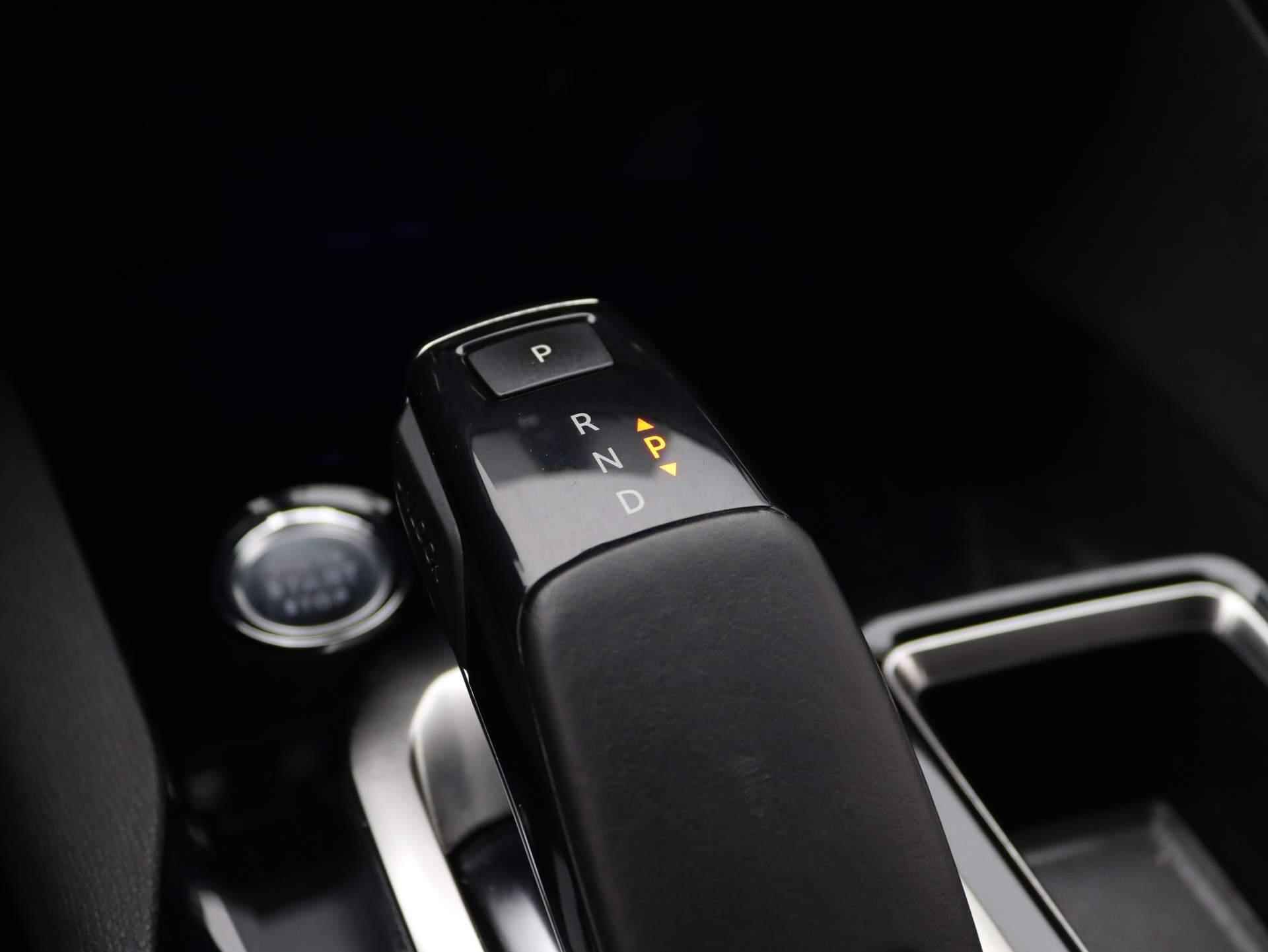 Peugeot 3008 1.6 PureTech Blue Lease Premium Automaat | Airco | Navigatie | Achteruitrijcamera | Cruise Control | - 19/46