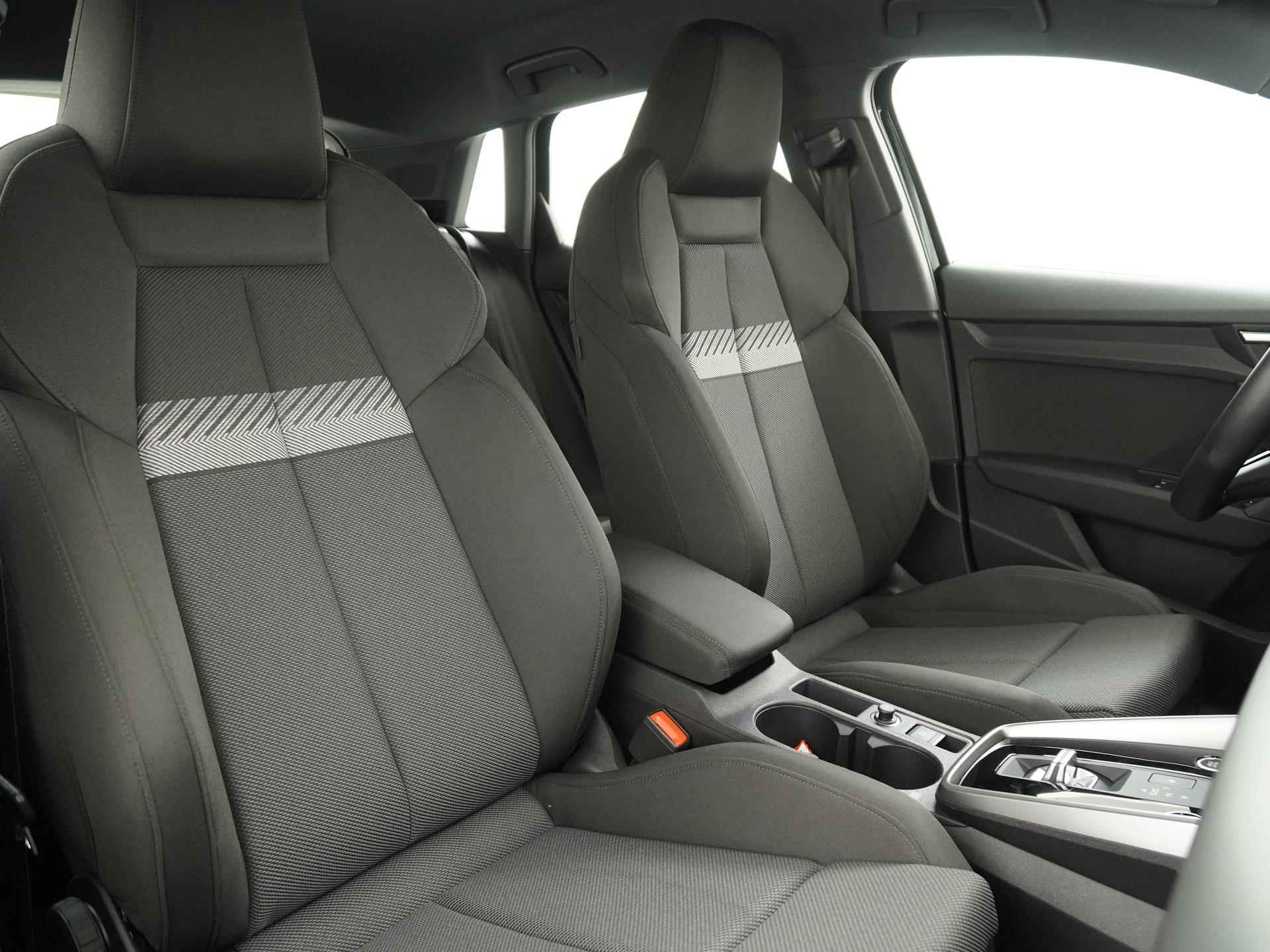 Audi A3 Sportback 40 TFSIe S-Line PHEV | LED | Carplay | Plug-in |  Zondag Open! - 28/42