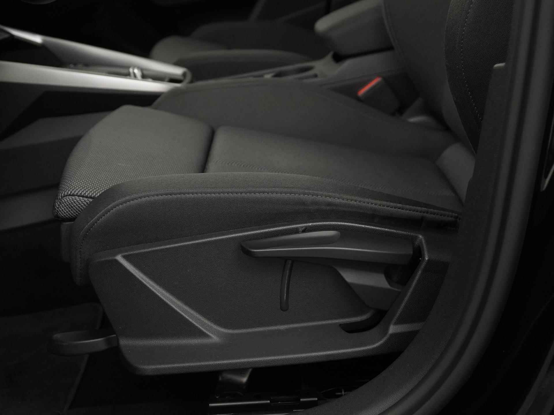 Audi A3 Sportback 40 TFSIe S-Line PHEV | LED | Carplay | Plug-in |  Zondag Open! - 29/42