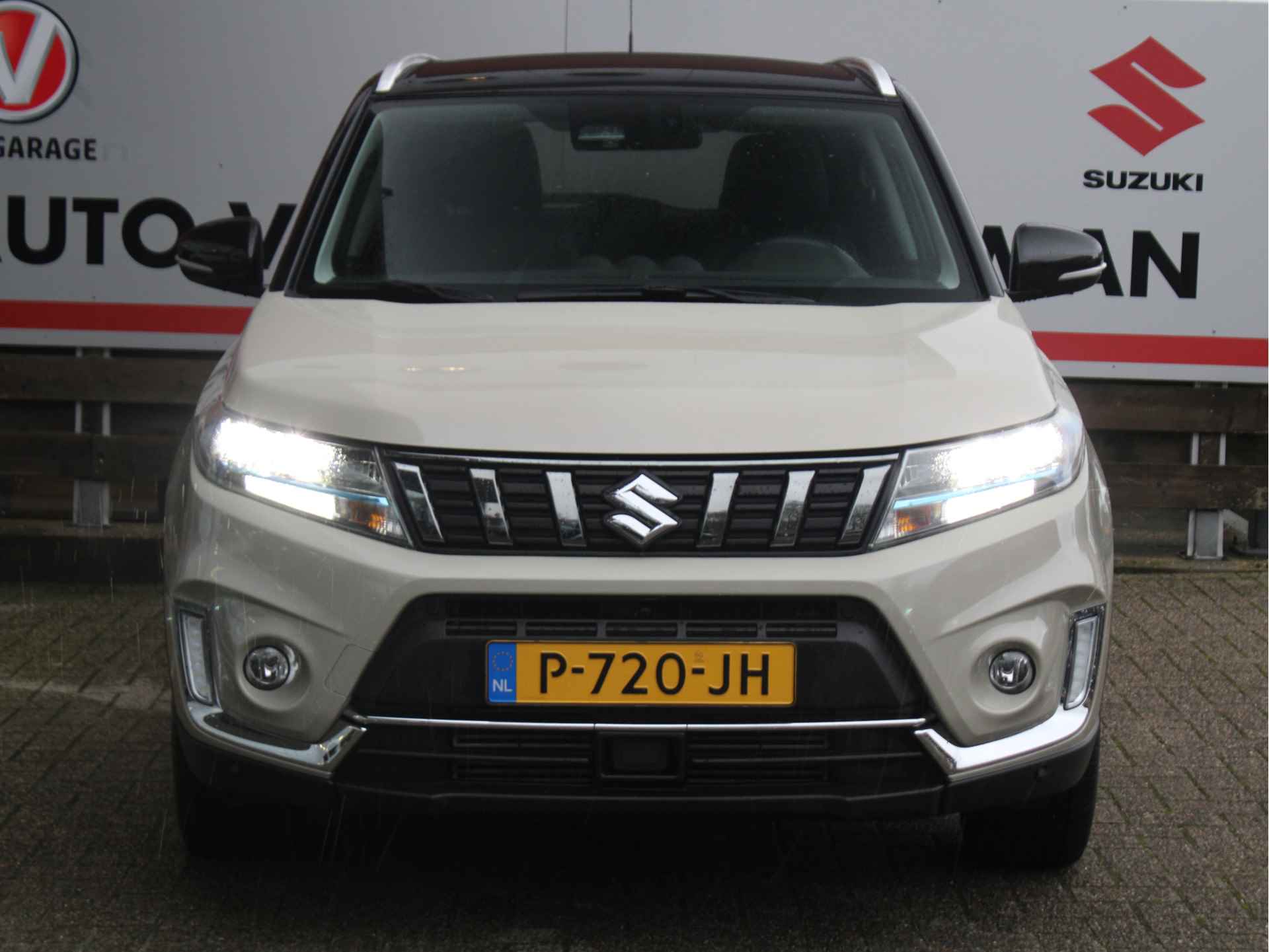 Suzuki Vitara 1.4 Boosterjet Style Smart Hybrid Afneembare Trekhaak, Adaptieve Cruise en Climate Control, Keyless Go - 11/43