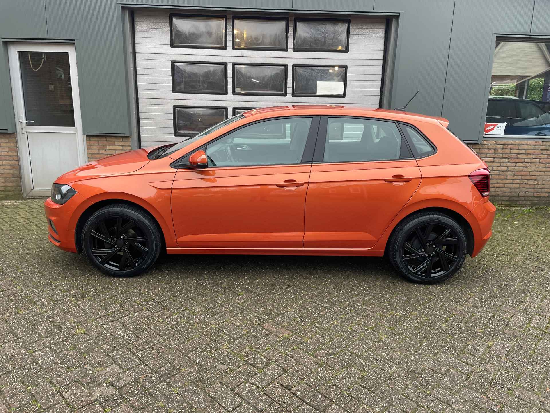 Volkswagen Polo 1.0 TSI Comfortline - 5/17