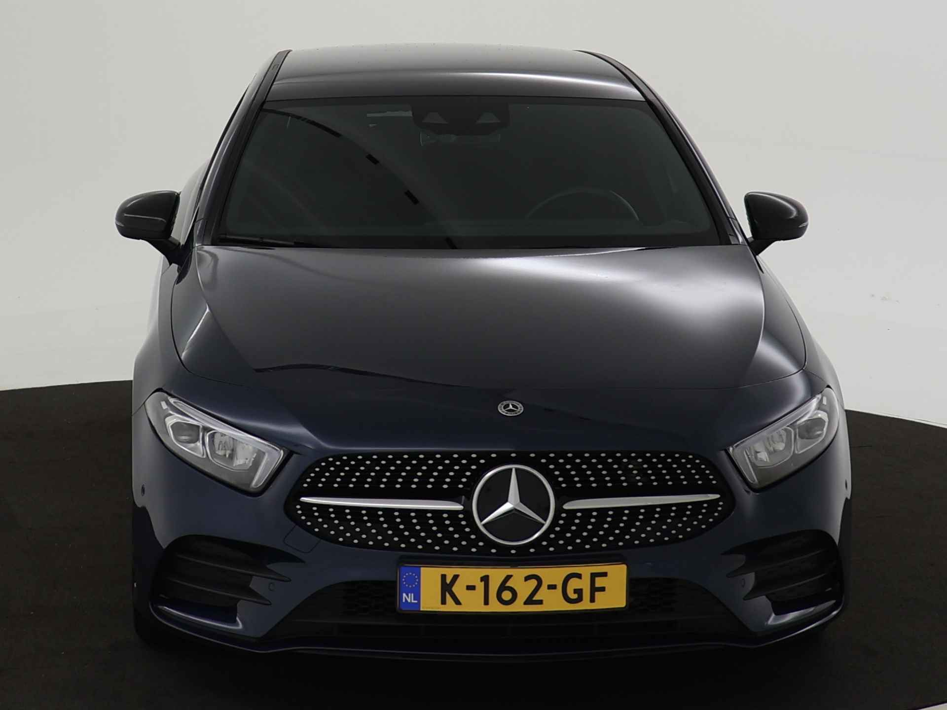 Mercedes-Benz A-Klasse 180 Business Solution AMG | Night Pakket | Inclusief 24 maanden MB Certified garantie voor Europa. - 27/43