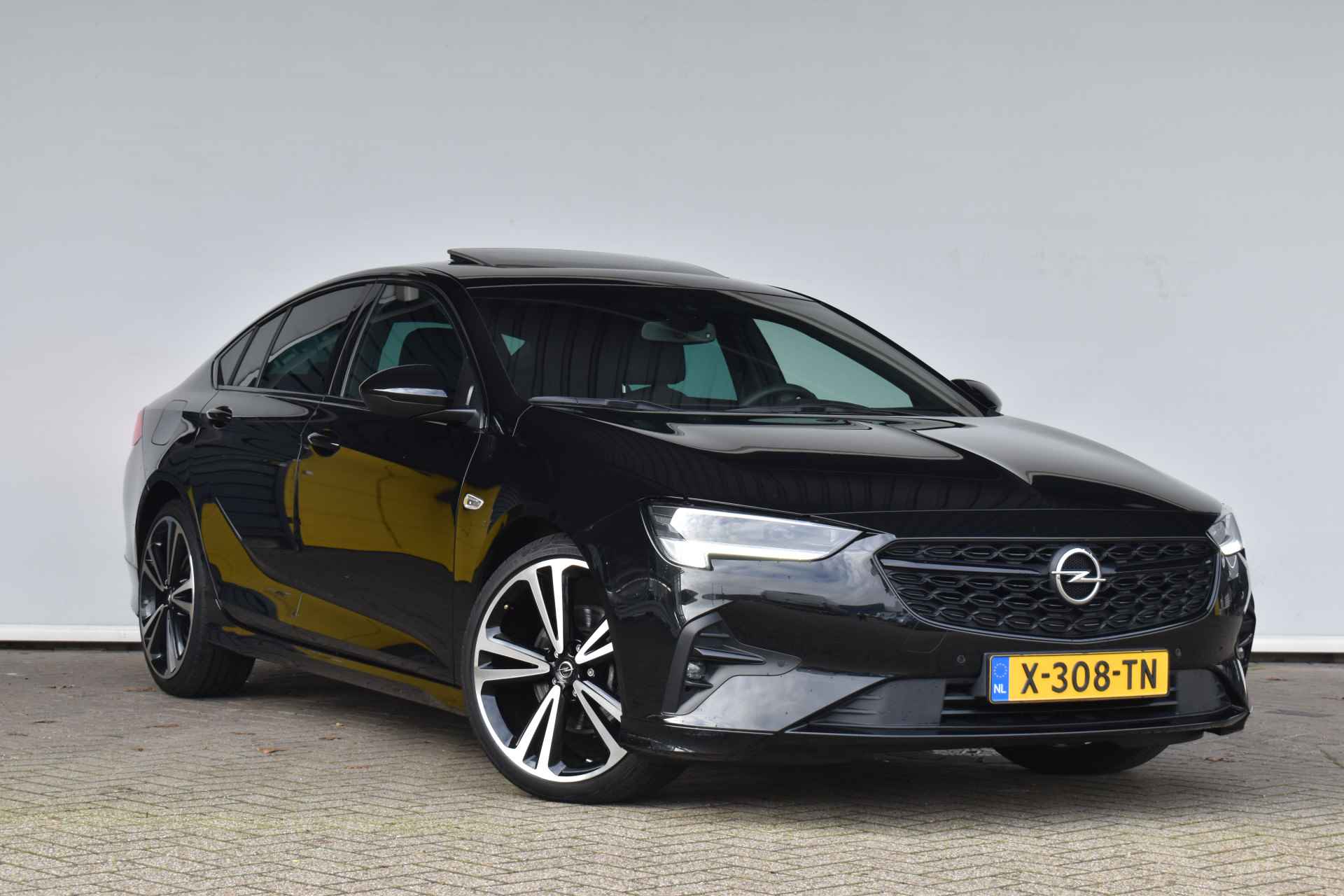 Opel Insignia Grand Sport 2.0 Turbo GS-Line | Schuif kantel dak | 20 inch | Alcantara | - 5/36