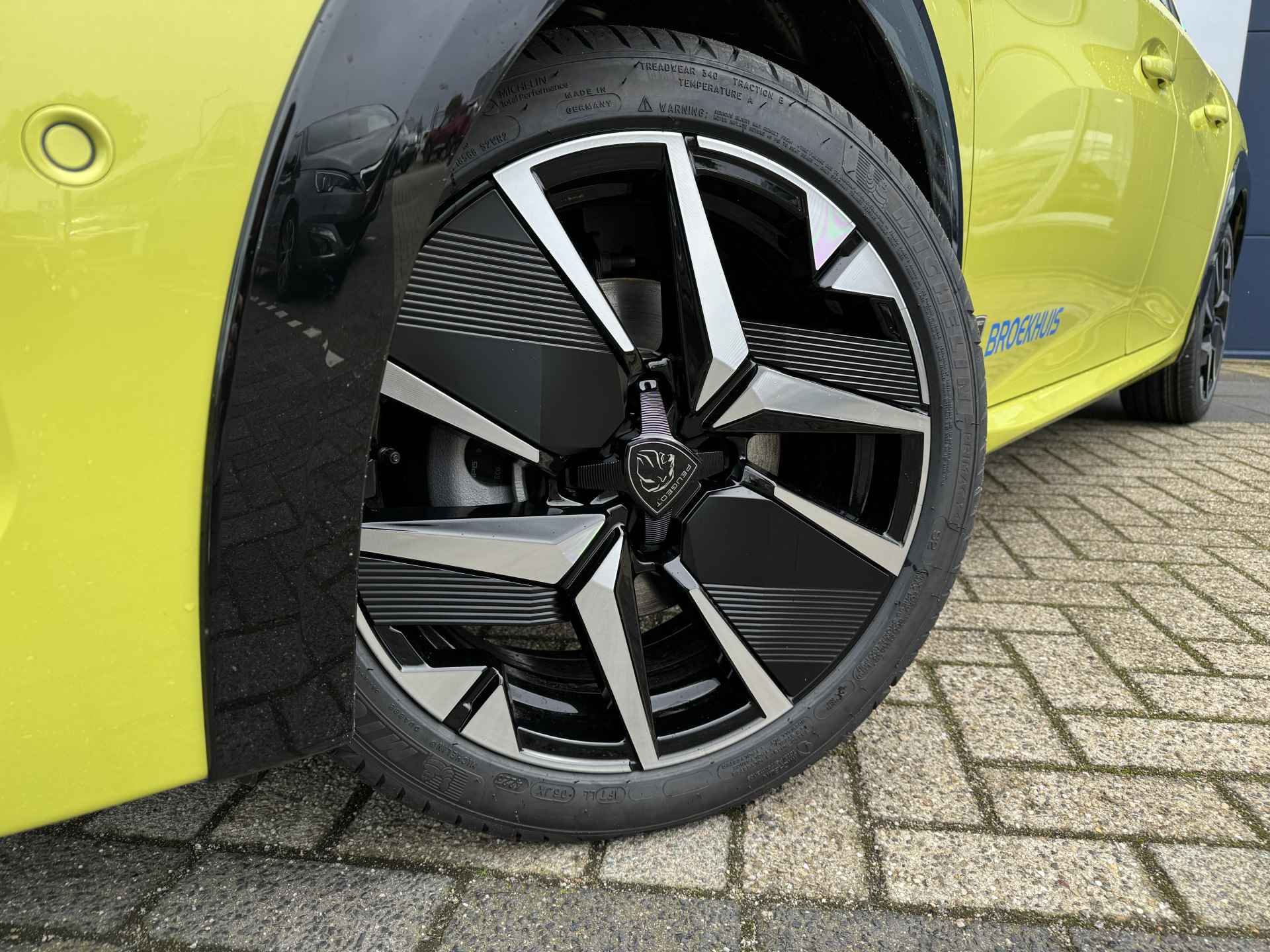 Peugeot e-208 EV GT 51 kWh | Navigatie | Camera voor/achter | Carplay | Warmetepomp | Keyless - 7/43