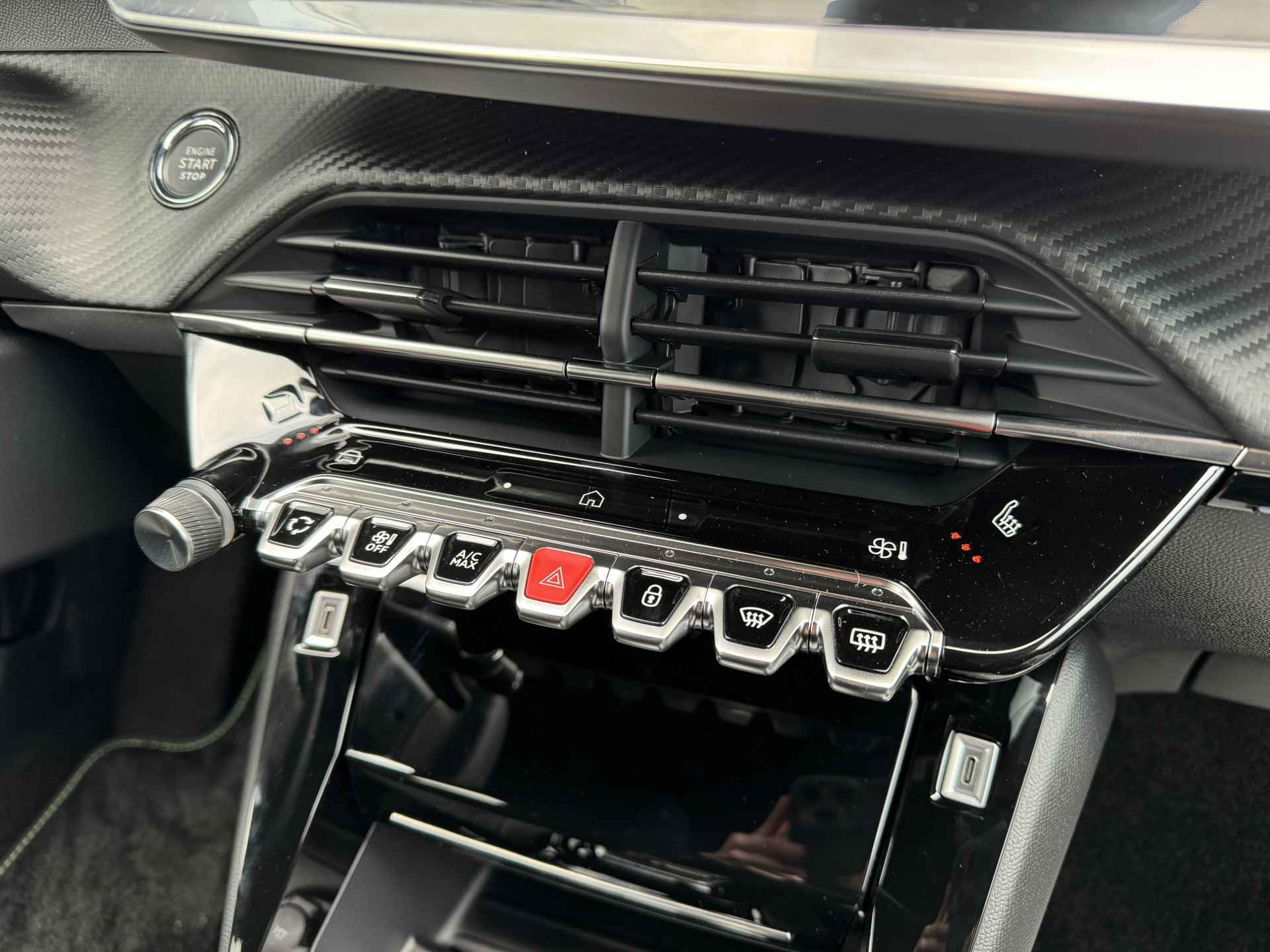 Peugeot e-208 EV GT 51 kWh | Navigatie | Camera voor/achter | Carplay | Warmetepomp | Keyless - 27/43