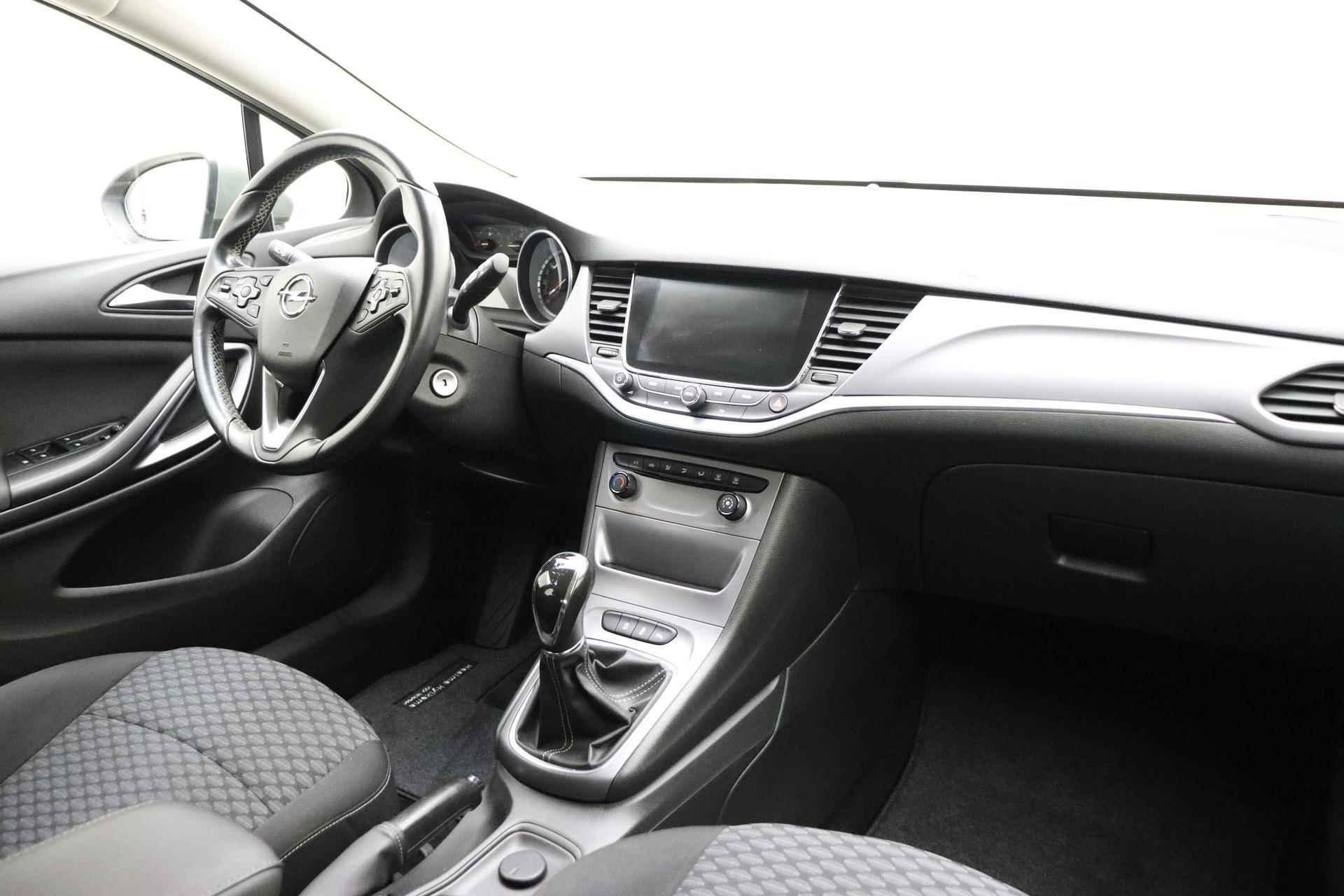 Opel Astra 1.0 Edition 105pk | Navigatie | Airco | Trekhaak Afneembaar | Cruise Control | Parkeersensoren | Apple Carplay | DAB Radio - 4/30