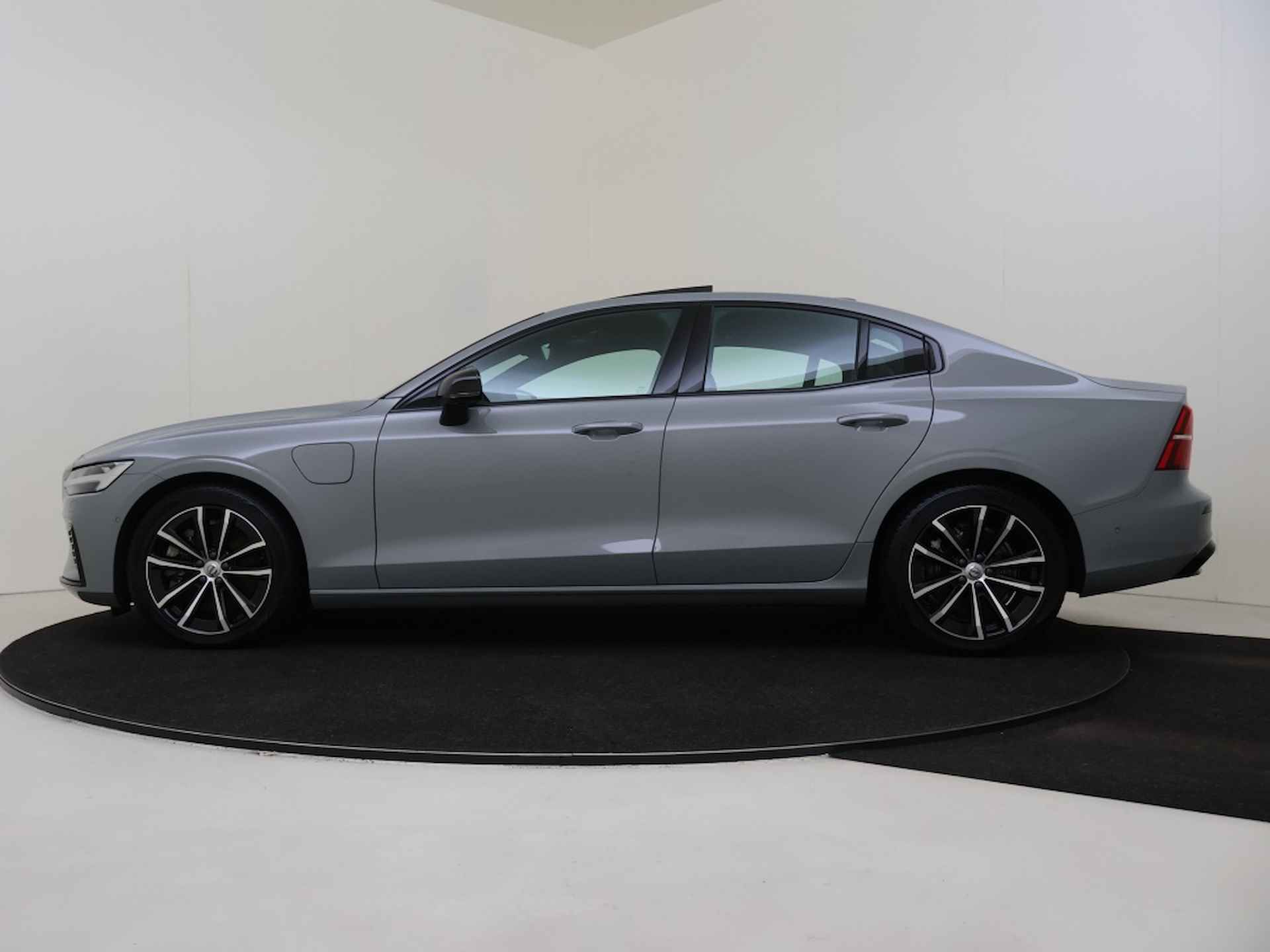 Volvo S60 T6 Ultimate Dark | Panoramadak | Bowers&Wilkins | 360° Camera | - 2/35