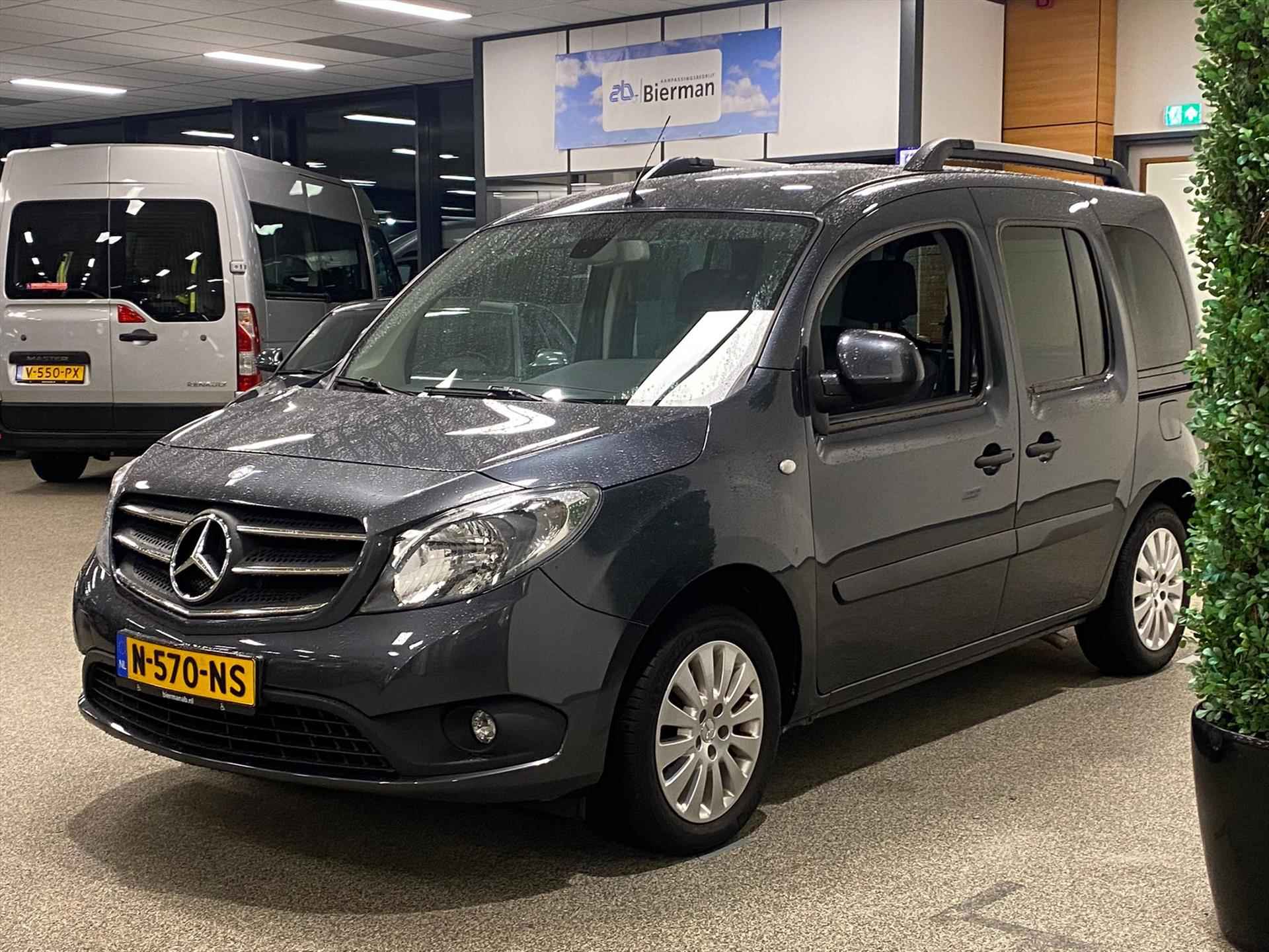 Mercedes Citan Rolstoelauto Automaat 3+1 - 10/30