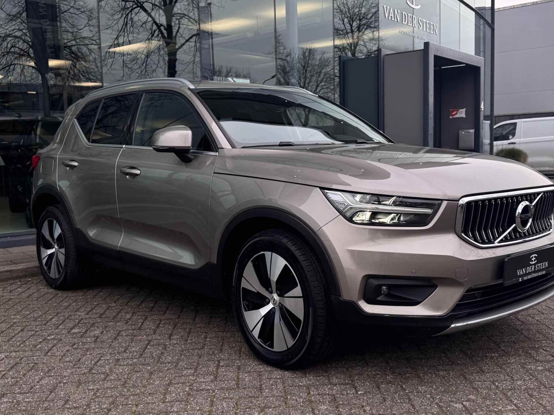 Volvo XC40 1.5 T5 Plug-in hybrid Plus Bright | Schuifdak | Memory Seats | Dealer Onderhouden - 20/23