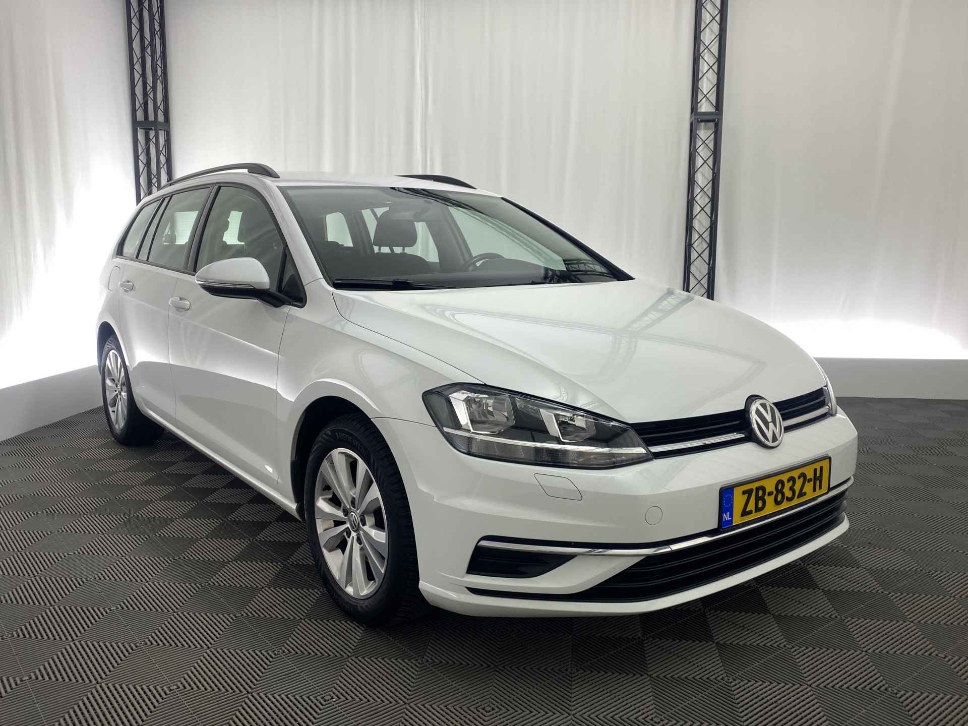 Volkswagen GOLF Variant 1.0 TSI Comfortline | Apple Carplay | Trekhaak | ACC | Achteruitrijcamera | - 4/39