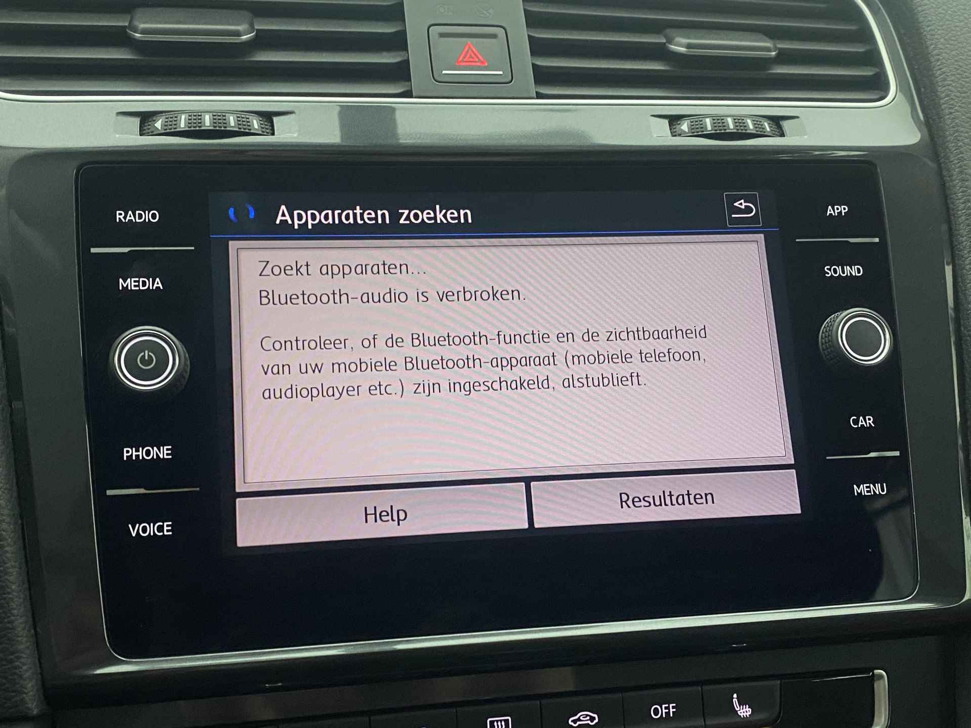 Volkswagen GOLF Variant 1.0 TSI Comfortline | Apple Carplay | Trekhaak | ACC | Achteruitrijcamera | - 24/39