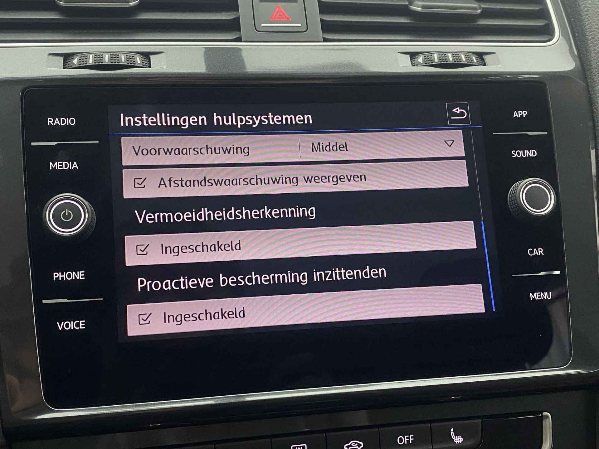 Volkswagen GOLF Variant 1.0 TSI Comfortline | Apple Carplay | Trekhaak | ACC | Achteruitrijcamera | - 27/39