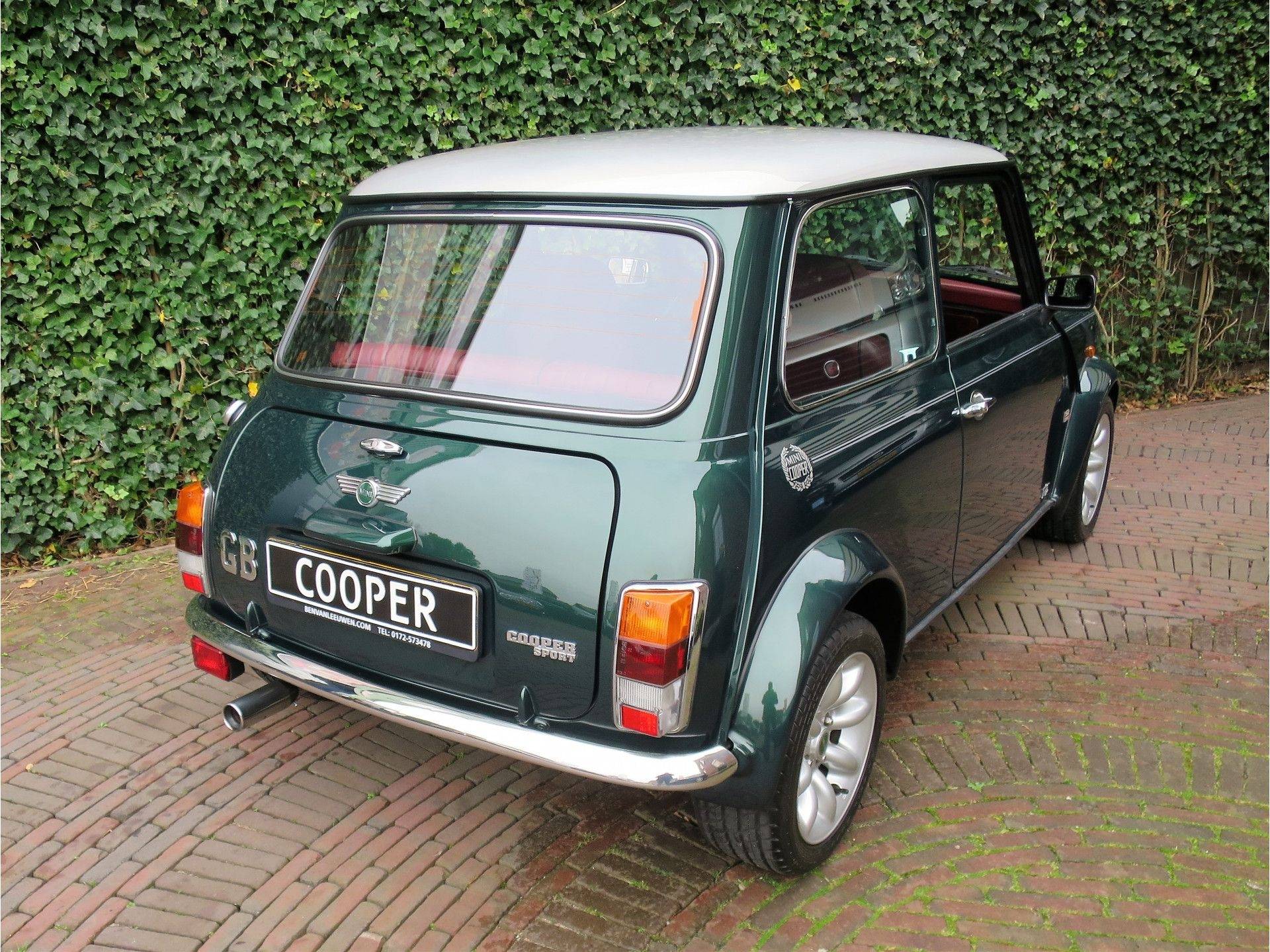 MINI Cooper Sport 1.3 MPI met leder interieur, houten dash en 13" velgen - 50/50
