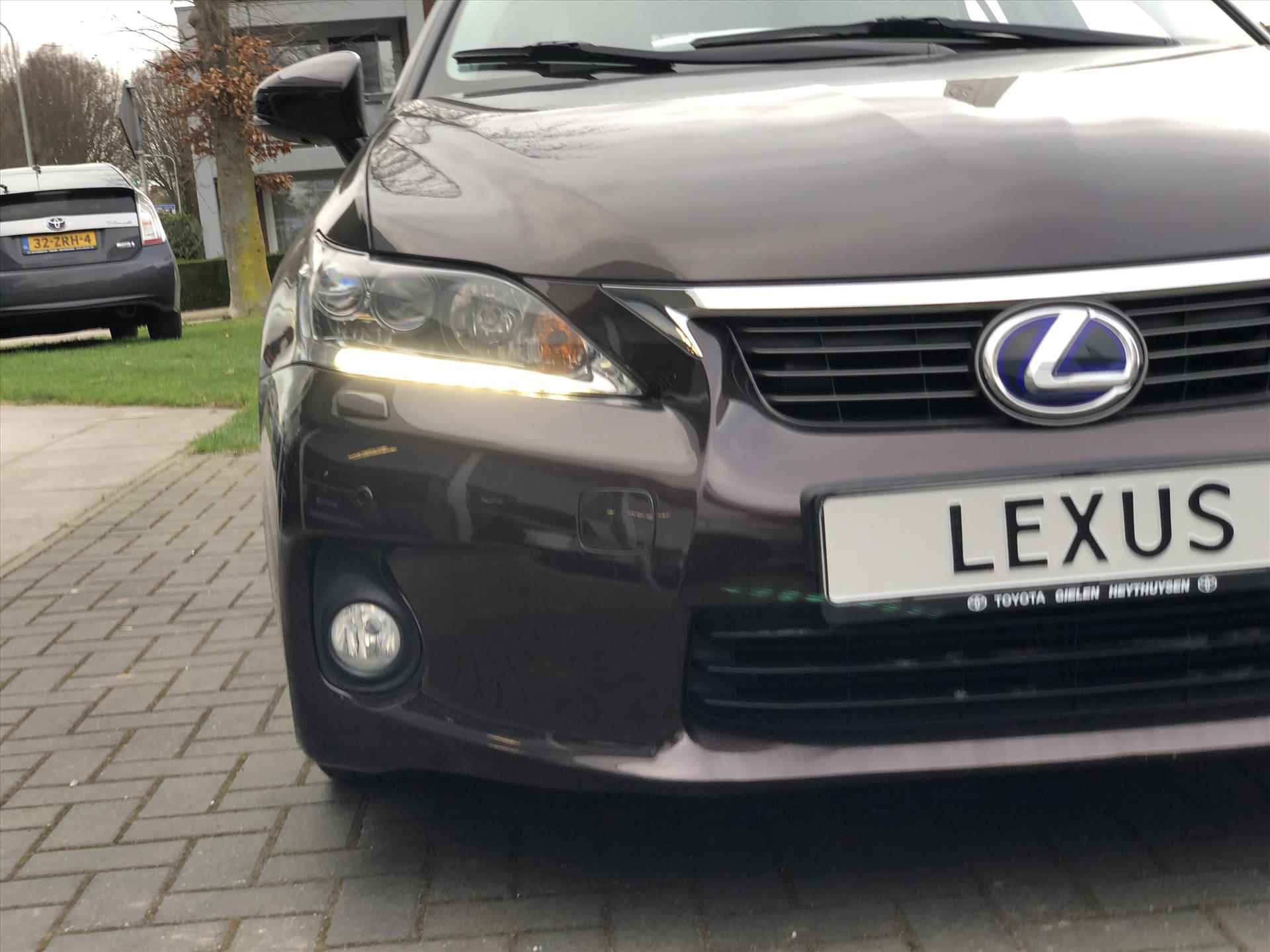 Lexus Ct 200h Luxury Line | Mark Levinson, Leer, Geheugenfunctie, Stoelverwarming, Keyless, Parkeersensoren, Zeer compleet! - 10/45