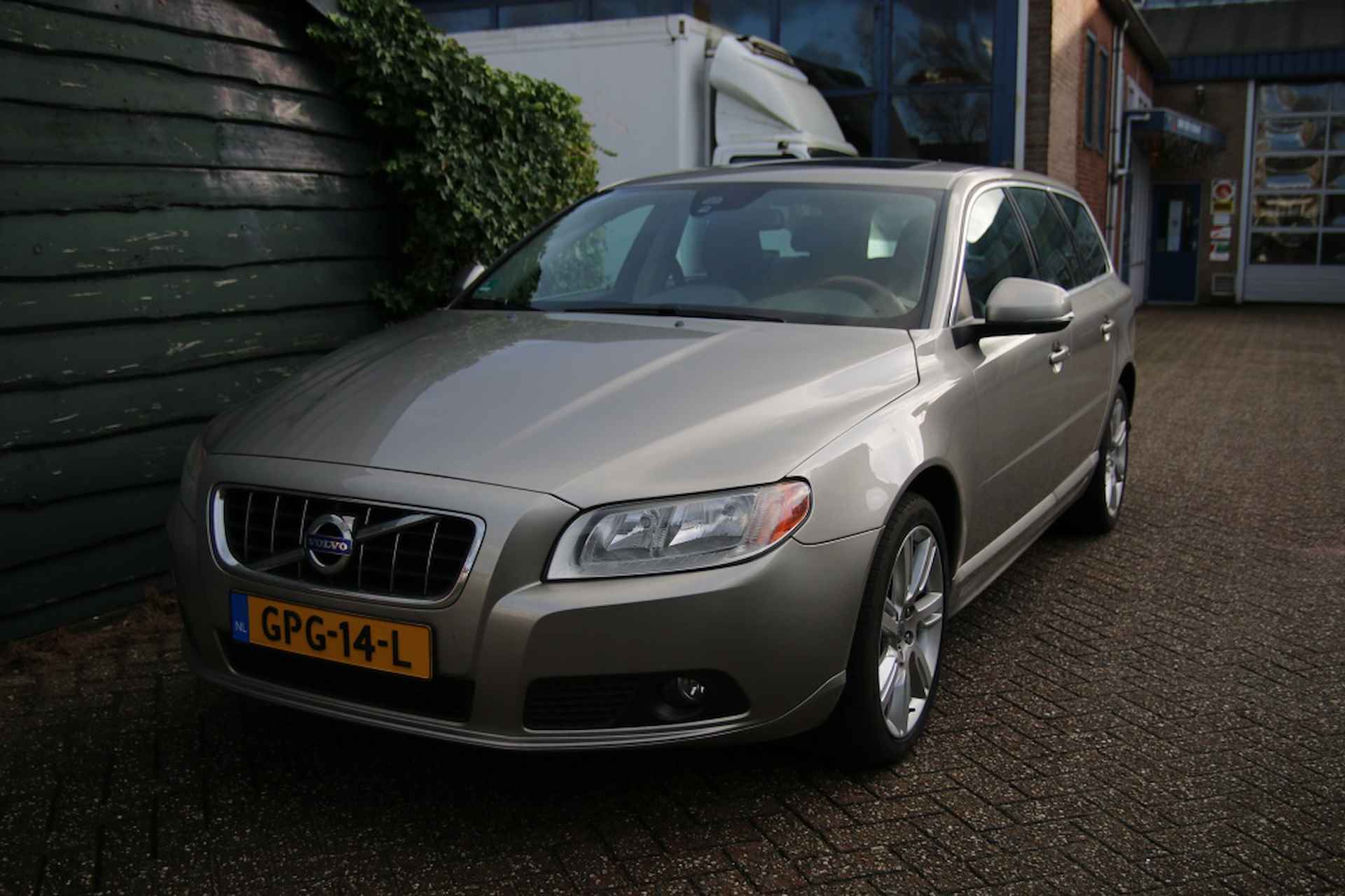 Volvo V70 2.0 T5 Kinetic | Leer | Trekhaak | Airco - 21/27