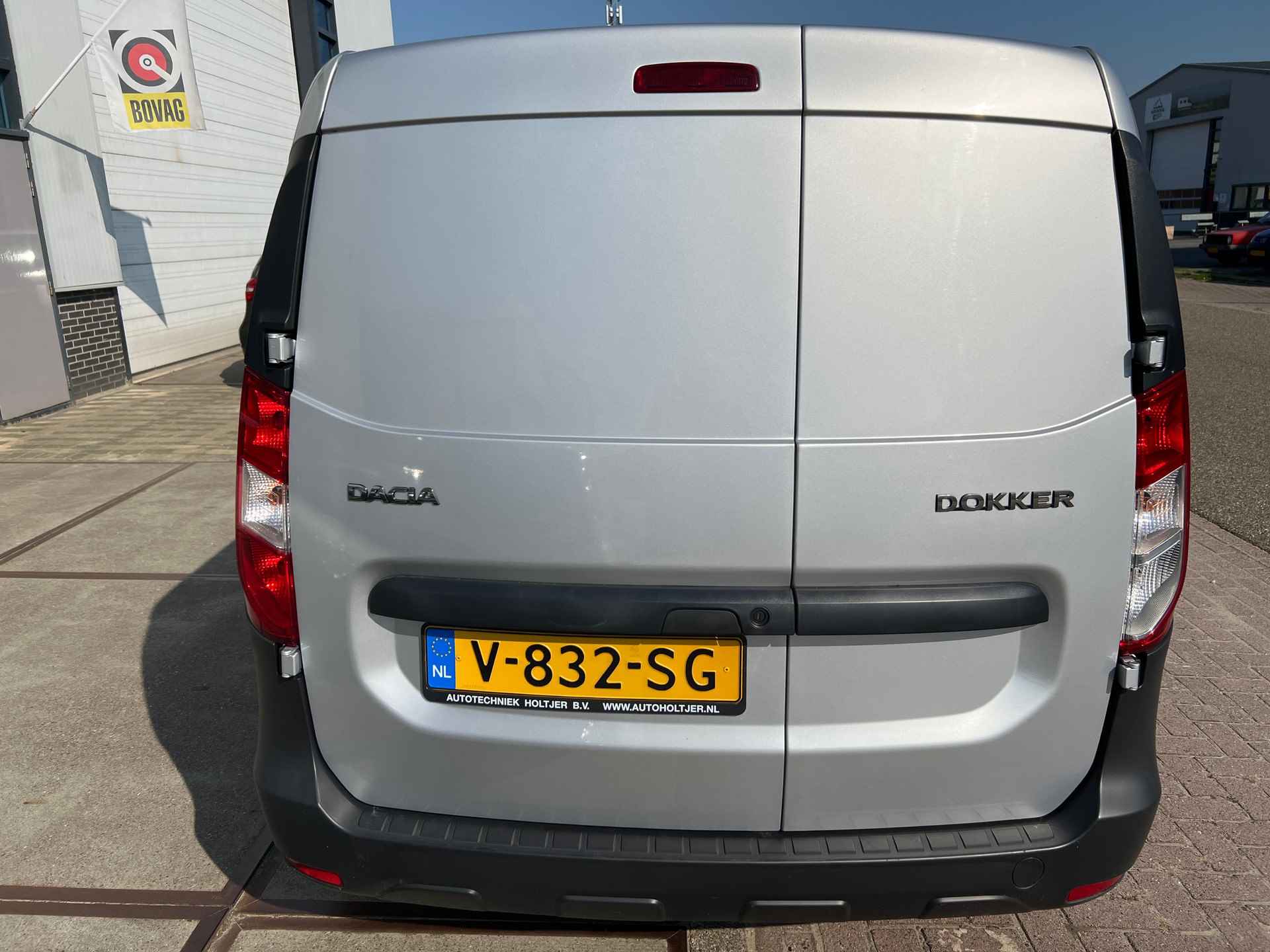 Dacia Dokker 1.6 MPI 100 Access - 9/13