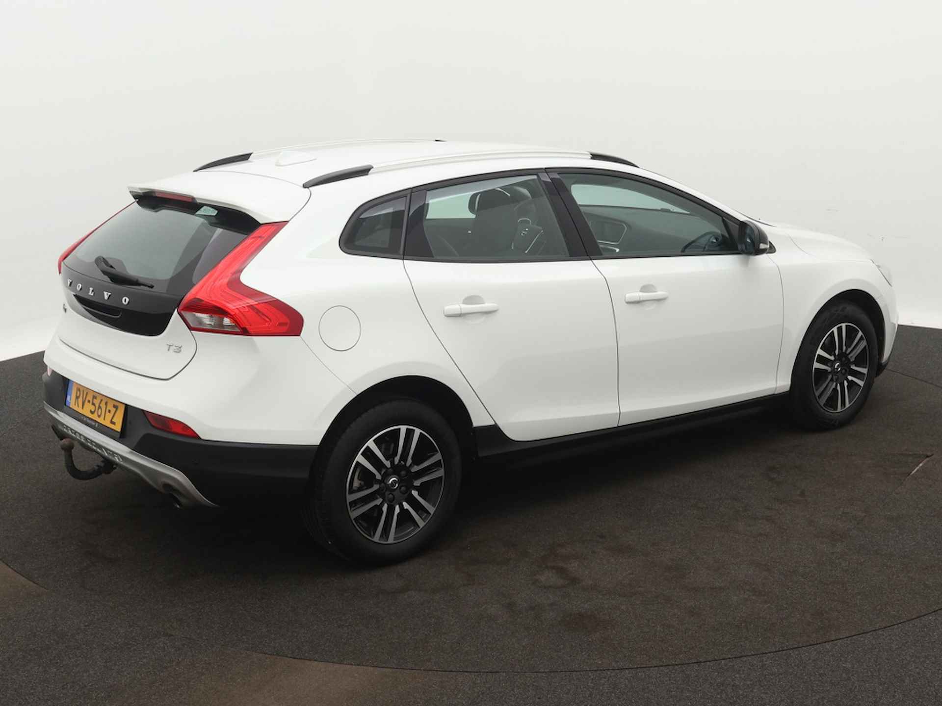 Volvo V40 Cross Country 1.5 T3 Nordic+ - 10/34