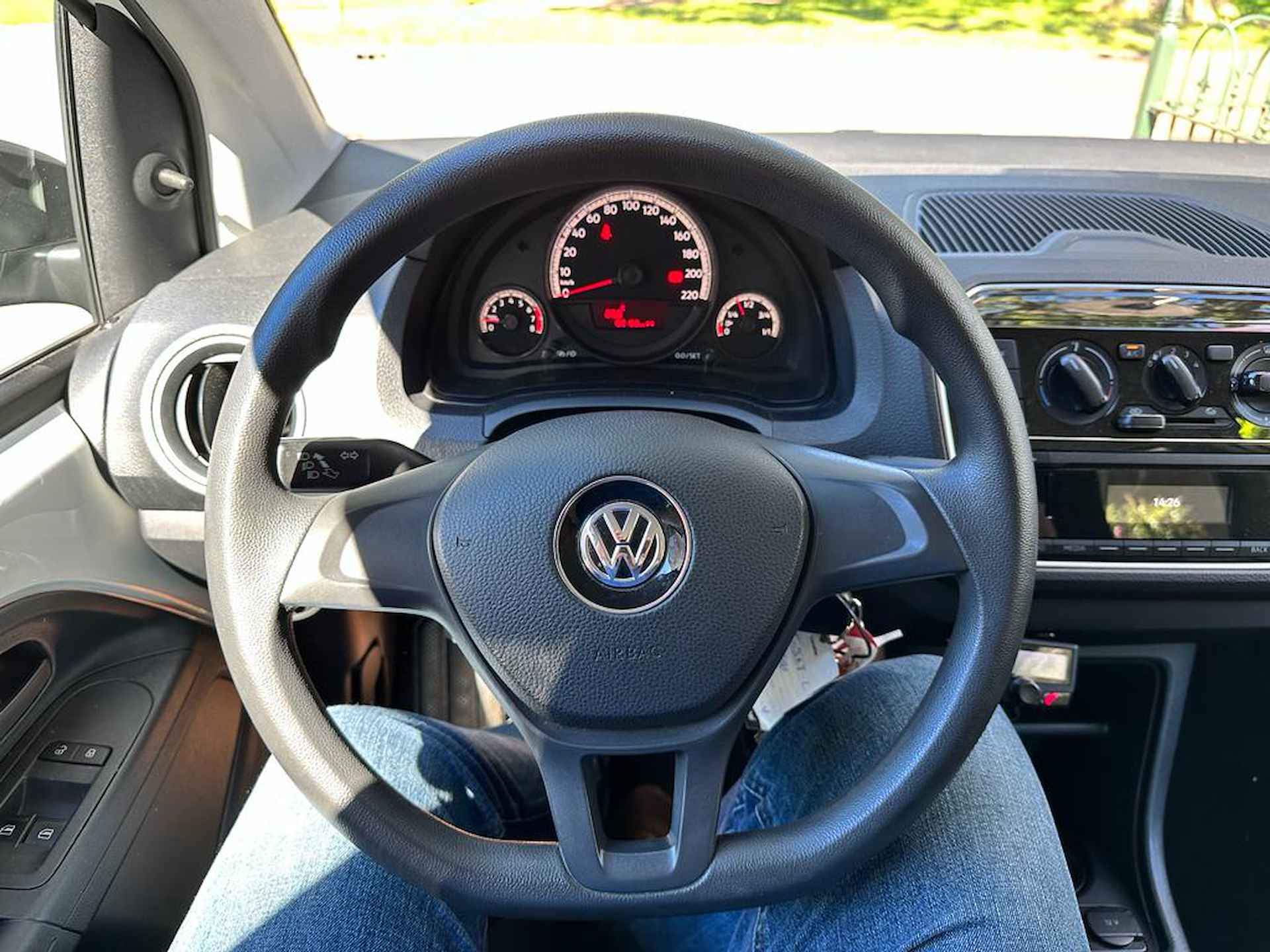 Volkswagen up! 1.0 BMT take up! 5-Deurs/Airco/CV/El.ramen/CD - 13/25
