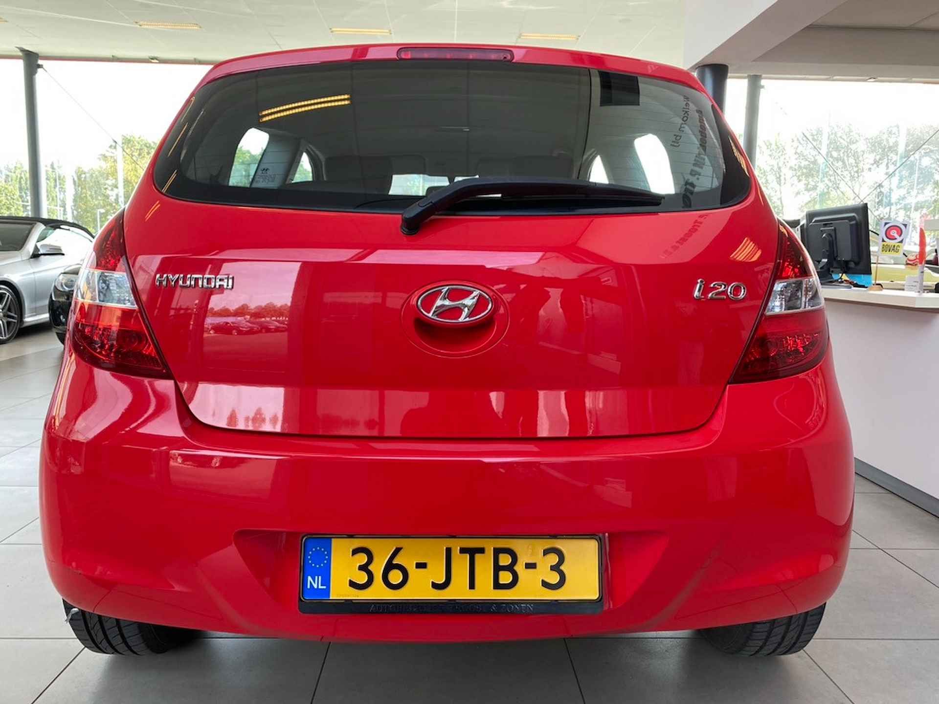 Hyundai i20 1.2i DynamicVersion,5 Zits,Airco,Elektrischpakket,Aux Ipod Usb Aansluiting,15 Inch Lmv - 6/25