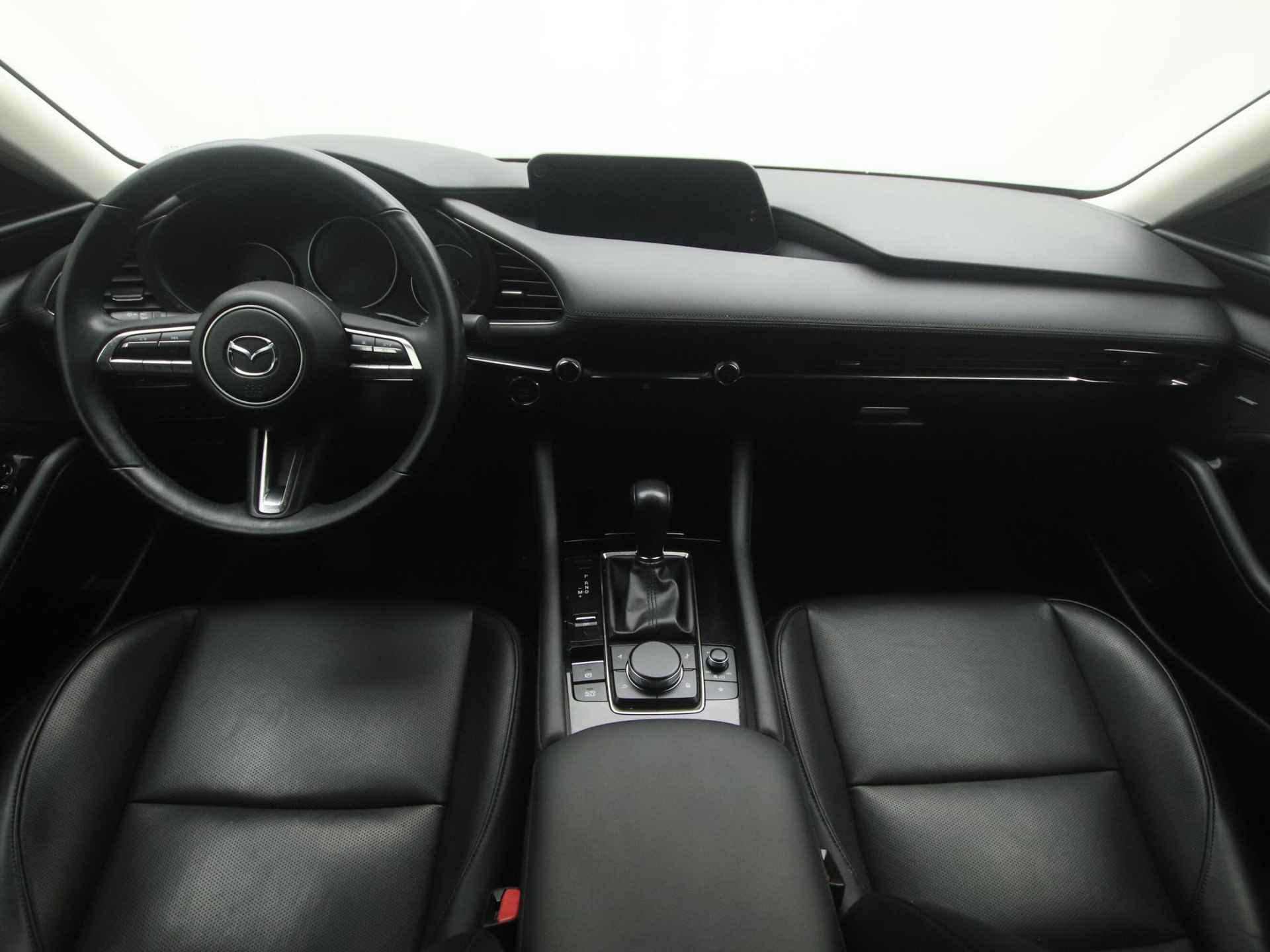 Mazda 3 2.0 SkyActiv-X Luxury i-Activesense automaat met vaste trekhaak : dealer onderhouden - 22/49
