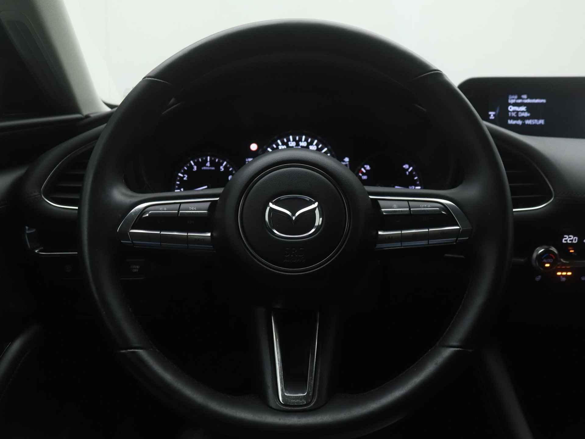 Mazda 3 2.0 SkyActiv-X Luxury i-Activesense automaat met vaste trekhaak : dealer onderhouden - 24/49