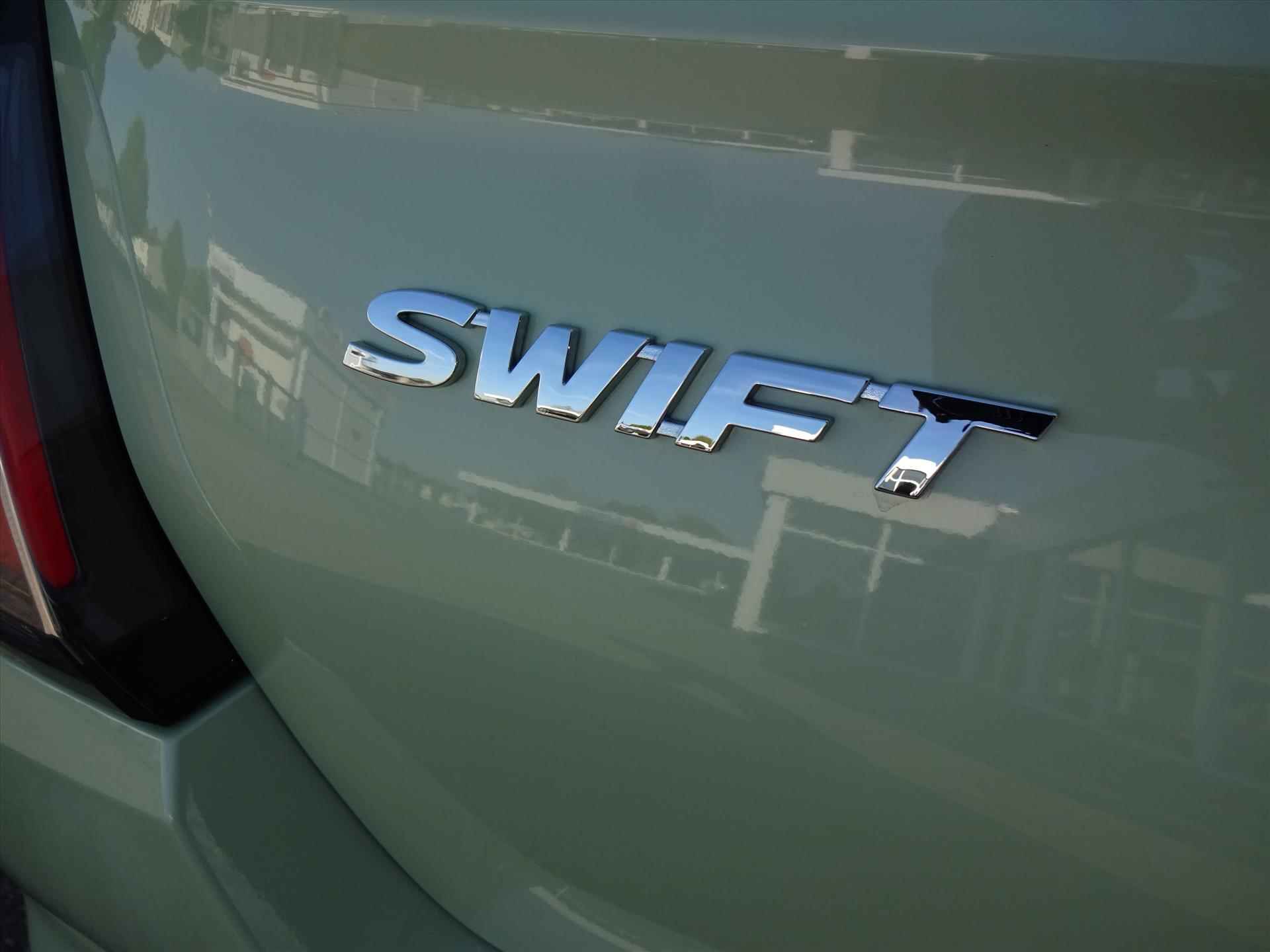 Suzuki Swift Nieuw 1.2 Smart Hybrid Style Net Binnen! - 14/23