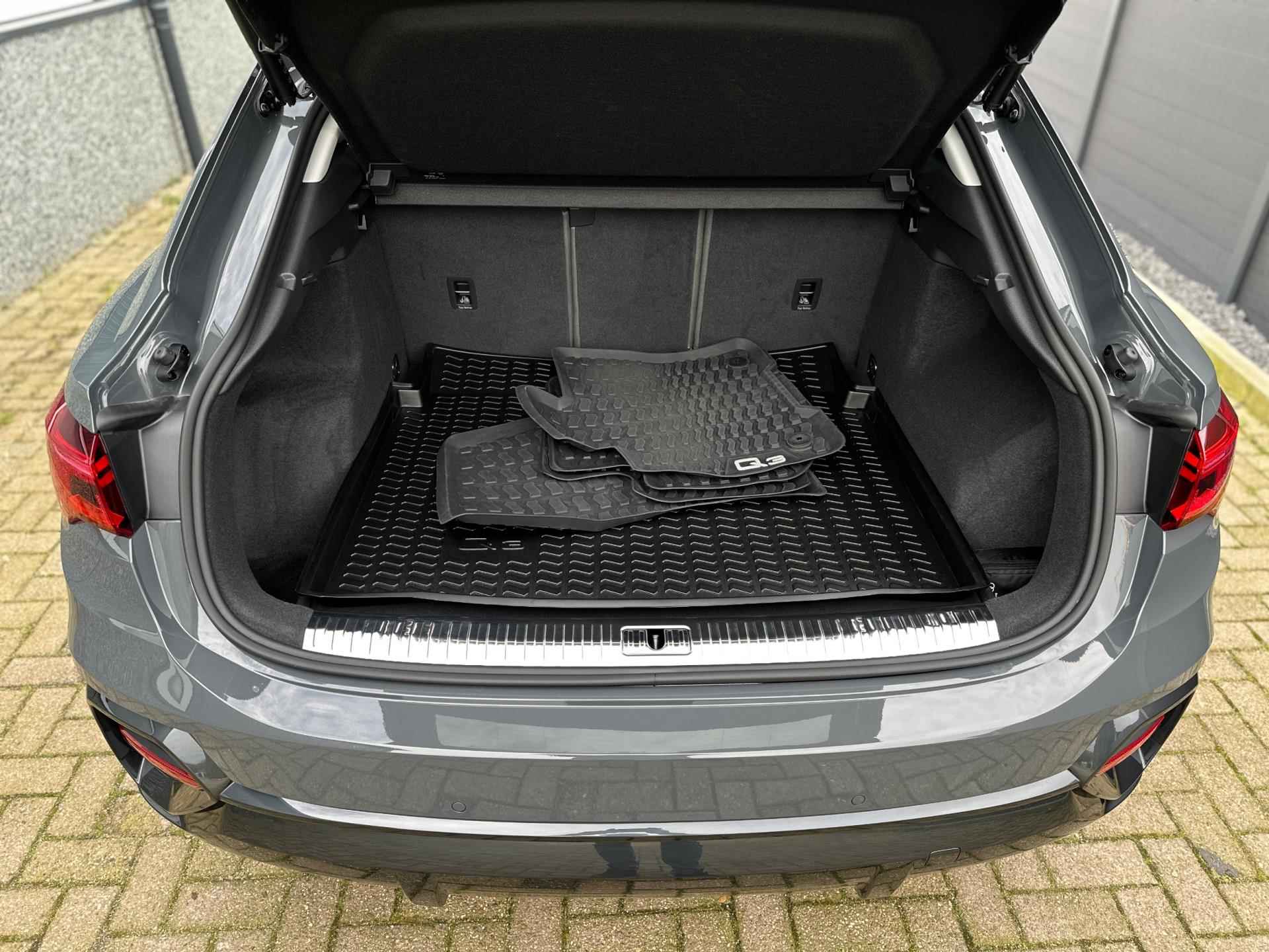 Audi Q3 Sportback 35 TFSI S-Line CarPlay Panorama - 26/30