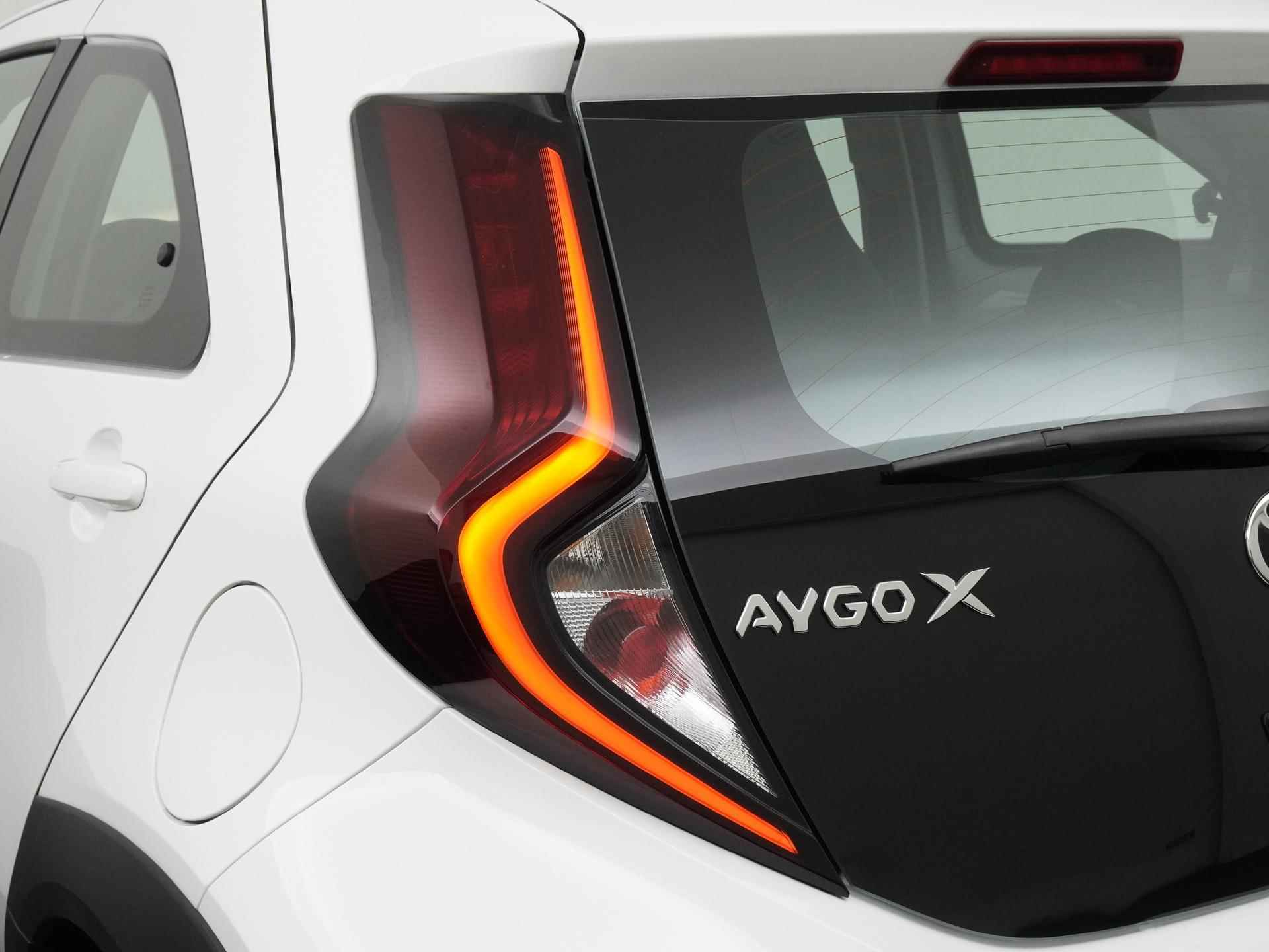 Toyota Aygo X 1.0 VVT-i S-CVT Automaat | Camera | Apple/Android Carplay | Zondag Open! - 20/30