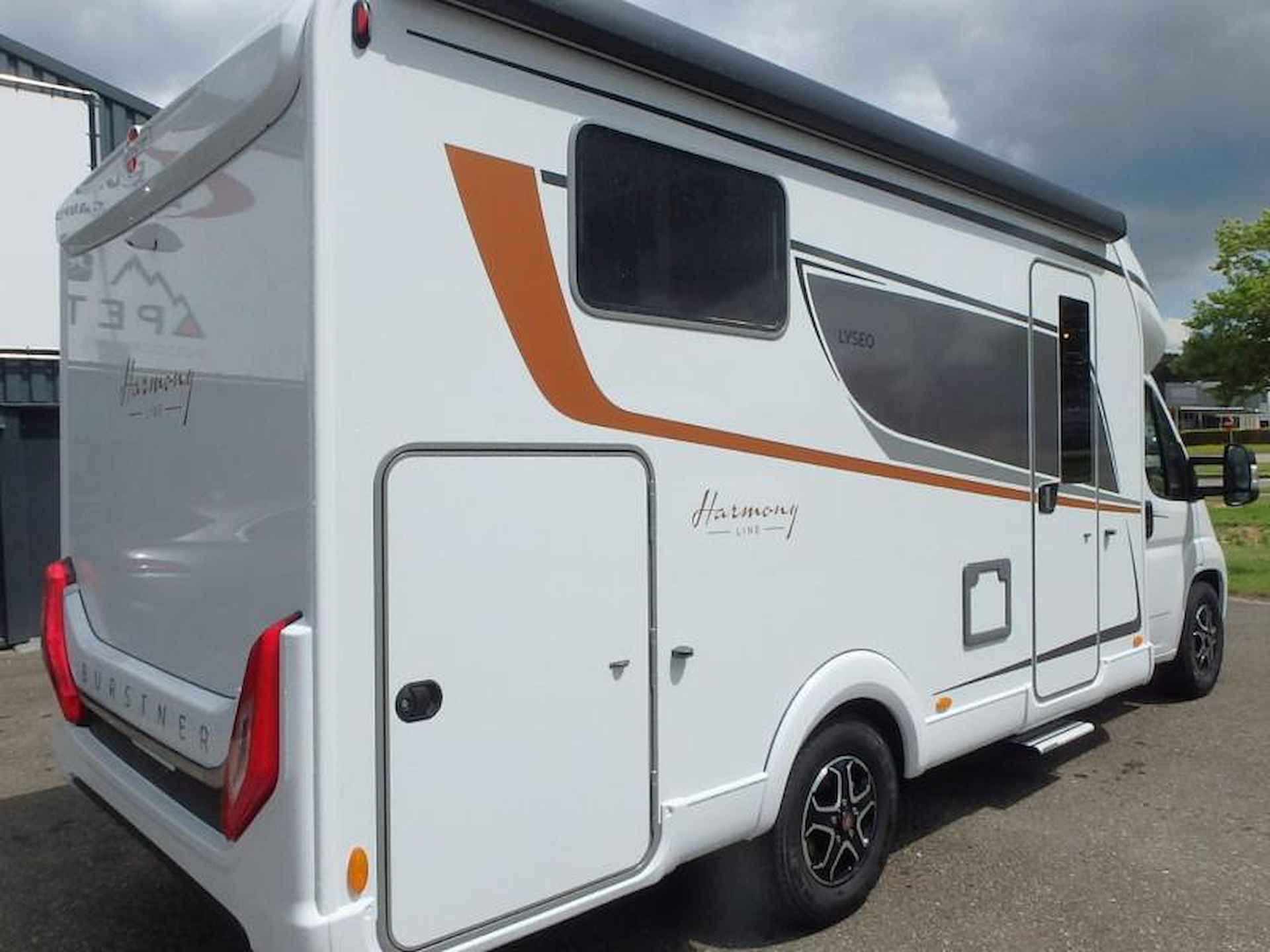 Bürstner Lyseo Harmony Line 690 T € 6000,00 VOORDEEL - 5/25