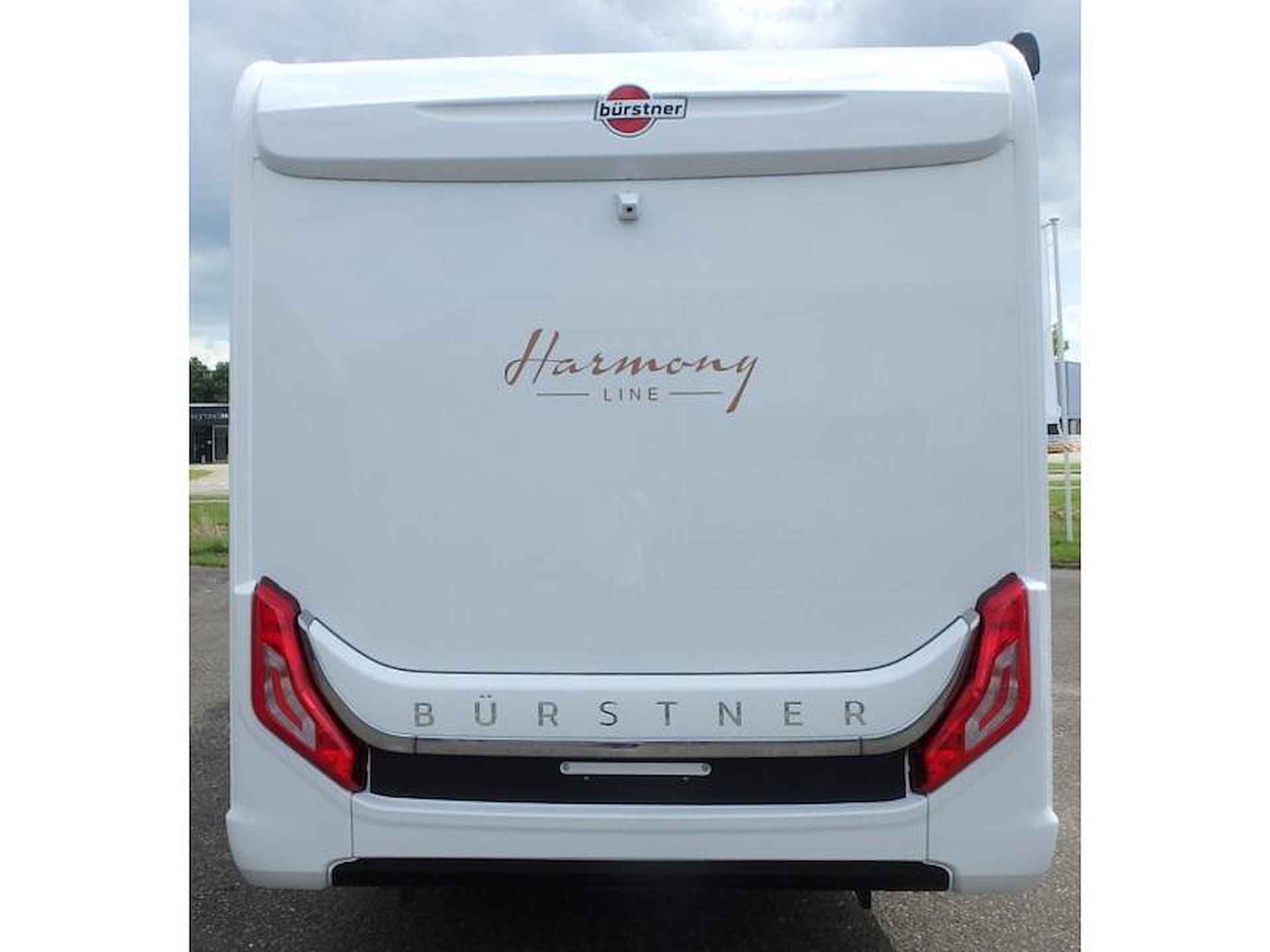 Bürstner Lyseo Harmony Line 690 T € 6000,00 VOORDEEL - 8/25