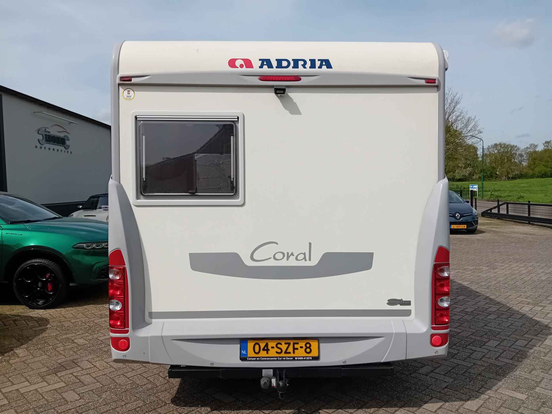 Adria CORAL S 680 ST Halfintegraal - Trekhaak - Camera - Nieuwstaat - 7/22
