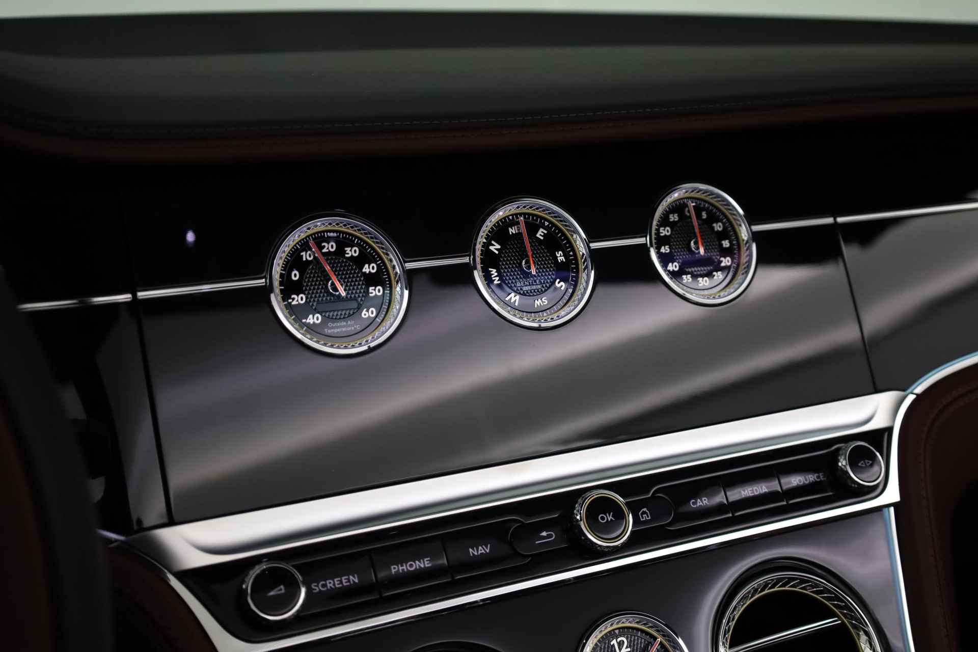 Bentley Continental GTC 6.0 W12 Speed -Keramisch/Carbon/Naim- - 26/39