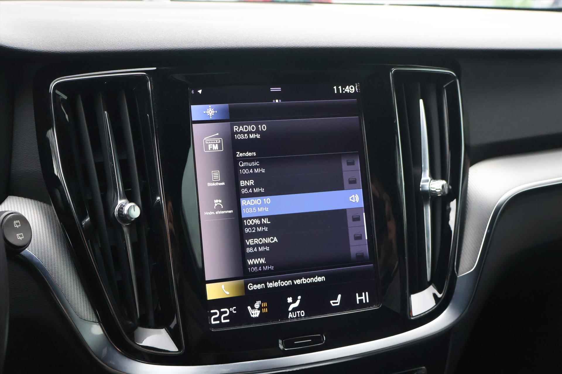 Volvo V60 B3 R-Design 163pk Geartronic Mild Hybrid | Carplay | Navi | Memory | ACC | LED | Keyless - 31/48