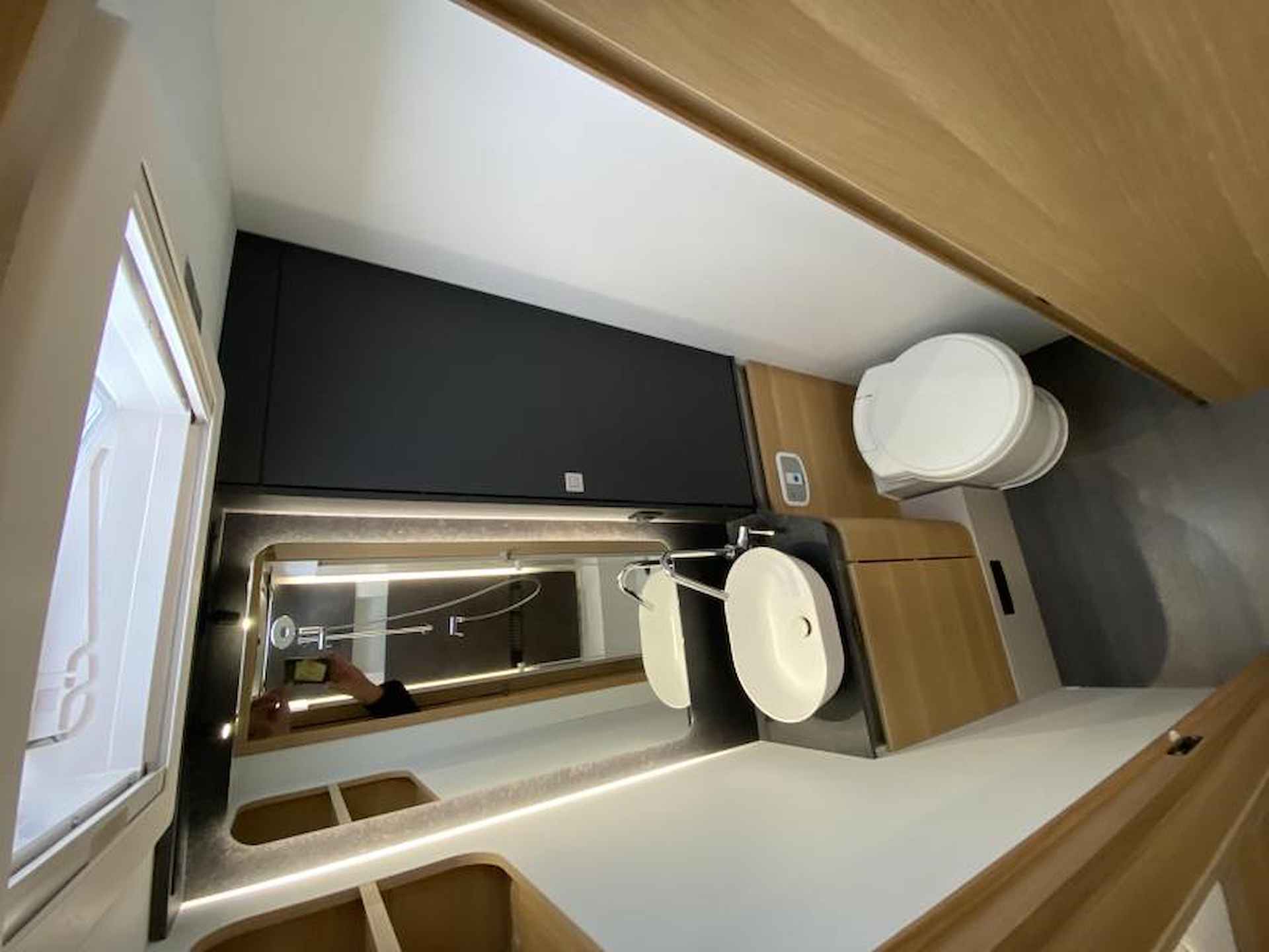 Adria Coral Plus 670 DL automaat en E&P - 19/20