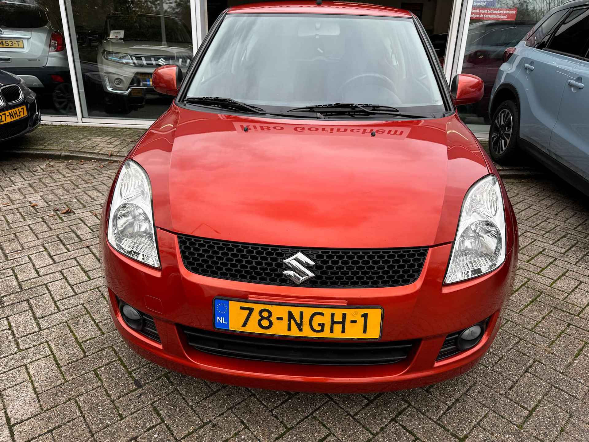 SUZUKI Swift 1.3 3D Limited - 10/27