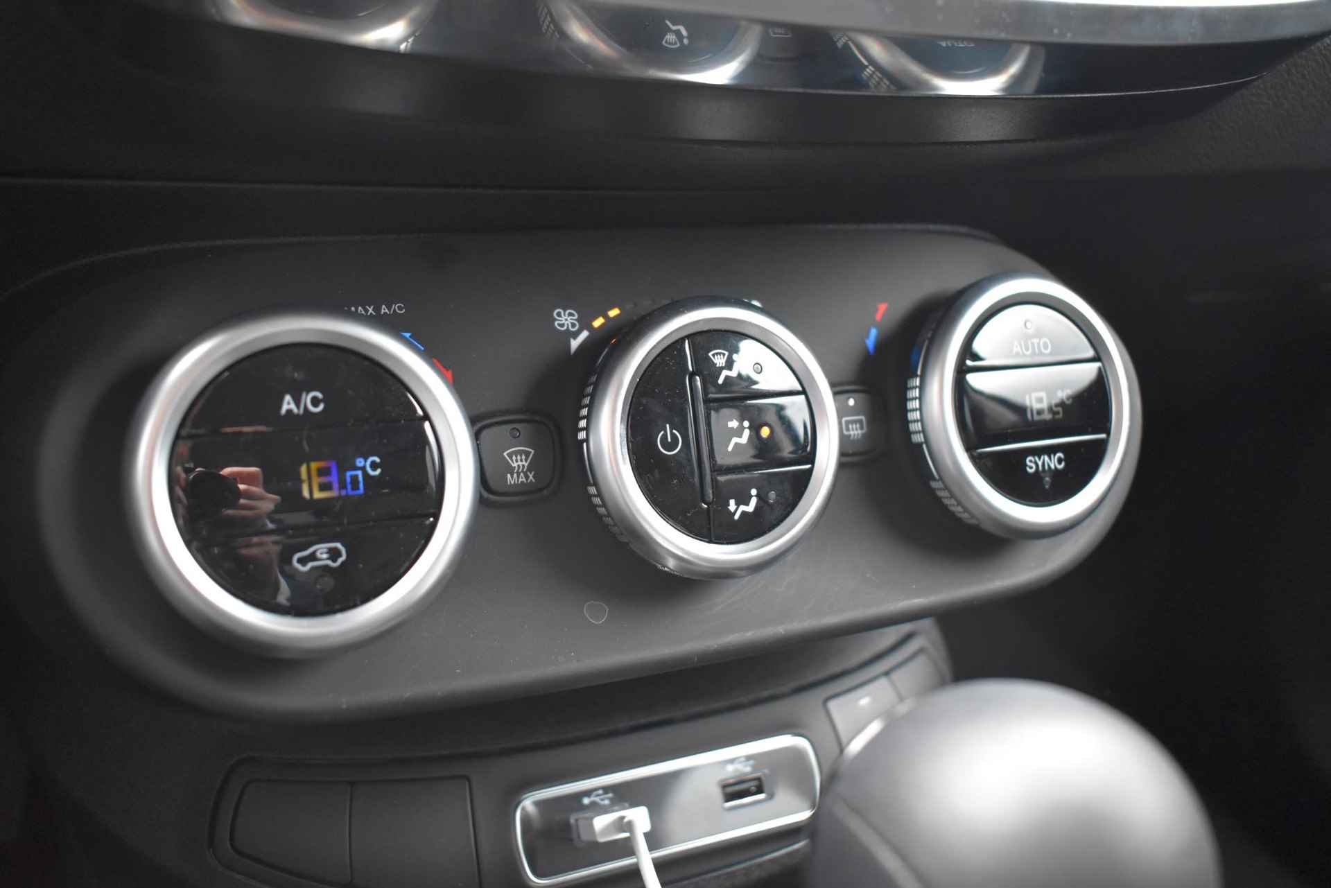 Fiat 500 X 1.5 Hybrid Dolcevita Special Edition Cabrio / LED / Carplay Navigatie / Camera - 8/33
