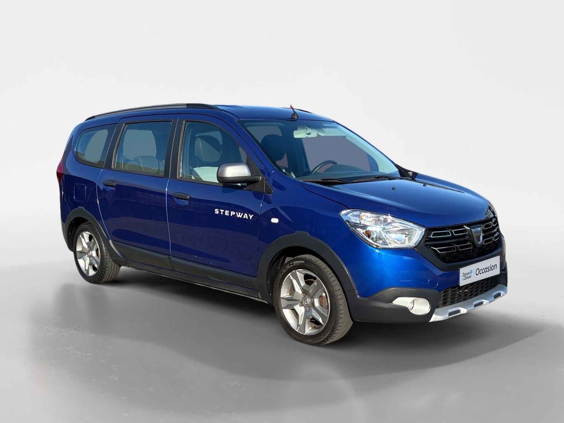 Dacia Lodgy 1.3 - 130PK TCe Stepway 5p | Trekhaak (1400KG) | Navi | Apple CarPlay/Android Auto | Airco | Camera | Cruise Control | Parkeersensoren | Elektrische Ramen & Spiegels | - 2/36