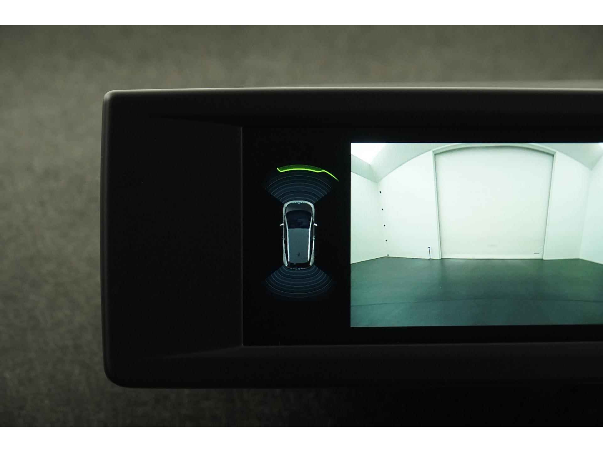 BMW i3 Basis 120Ah 42 kWh | Camera | Driving Assistant Plus | Warmtepomp | Comfort pakket |  Zondag Open! - 20/39