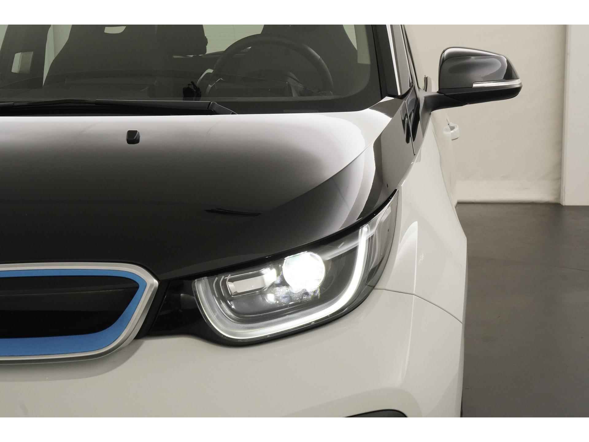 BMW i3 Basis 120Ah 42 kWh | Camera | Driving Assistant Plus | Warmtepomp | Comfort pakket |  Zondag Open! - 21/39