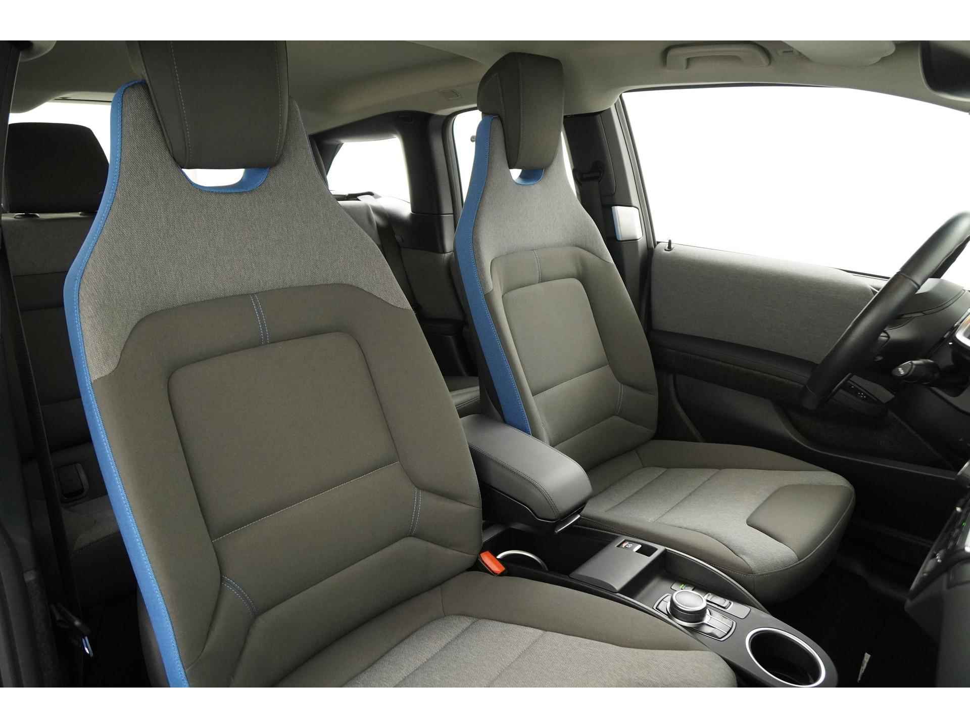 BMW i3 Basis 120Ah 42 kWh | Camera | Driving Assistant Plus | Warmtepomp | Comfort pakket |  Zondag Open! - 28/39