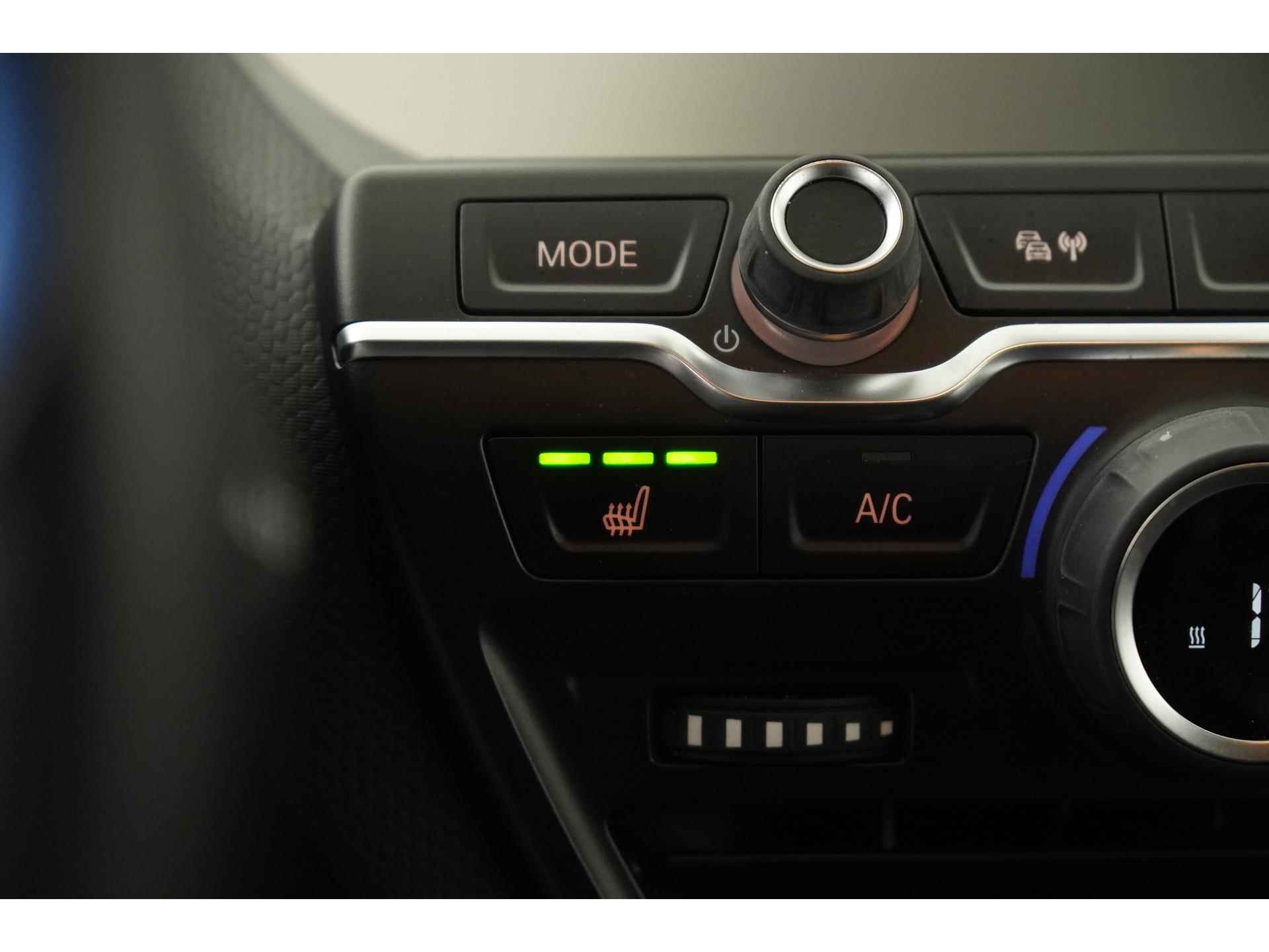 BMW i3 Basis 120Ah 42 kWh | Camera | Driving Assistant Plus | Warmtepomp | Comfort pakket |  Zondag Open! - 37/39