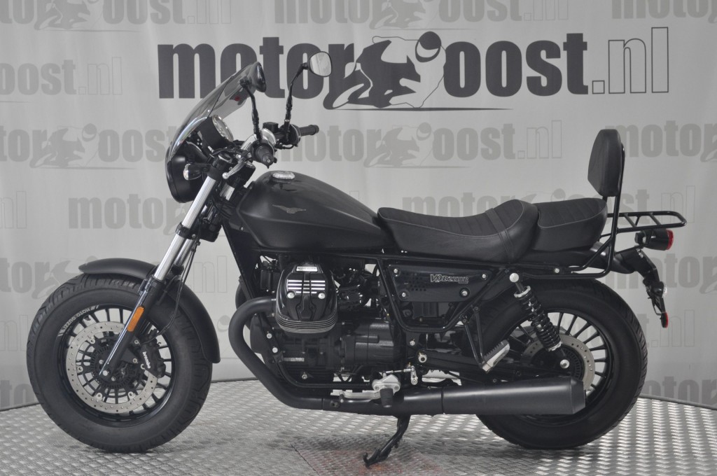 MOTO GUZZI V 9   Bobber