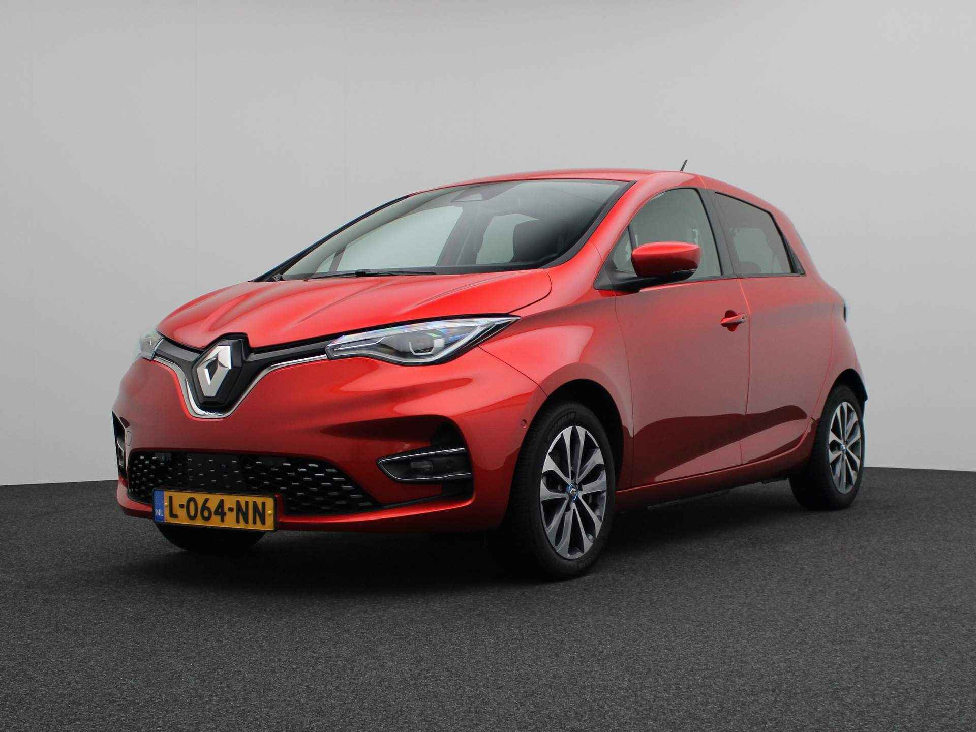 Renault ZOE R135 Intens 52 kWh - € 2000,- Subsidie - Bose Premium Audio - Pack Winter - All Season Banden - Batterijkoop - - 5/37