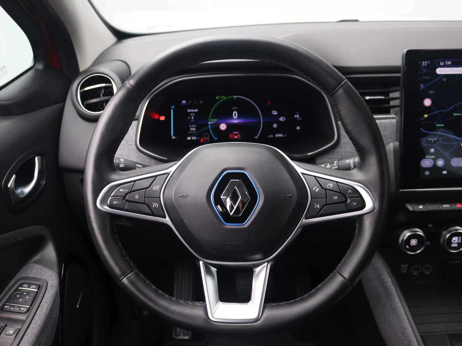 Renault ZOE R135 Intens 52 kWh - € 2000,- Subsidie - Bose Premium Audio - Pack Winter - All Season Banden - Batterijkoop - - 10/37