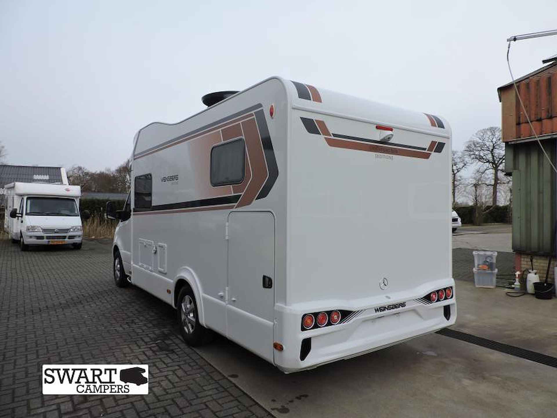 Weinsberg CaraCompact Suite MB 640 MEG Edition [PEPPER] - 7/25