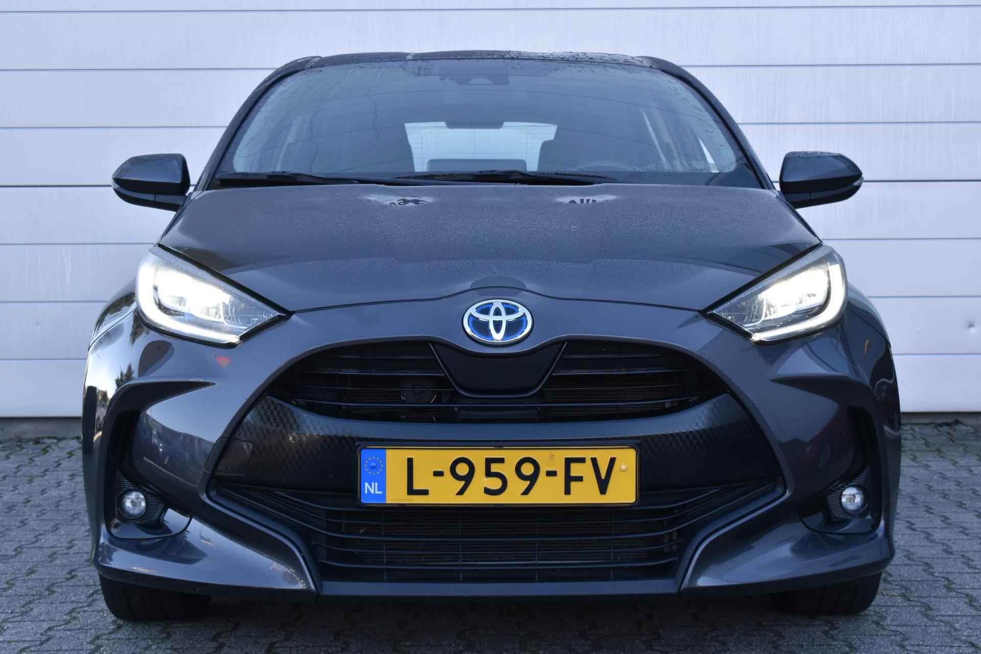 Toyota Yaris 1.5 Hybrid Dynamic - 5/28