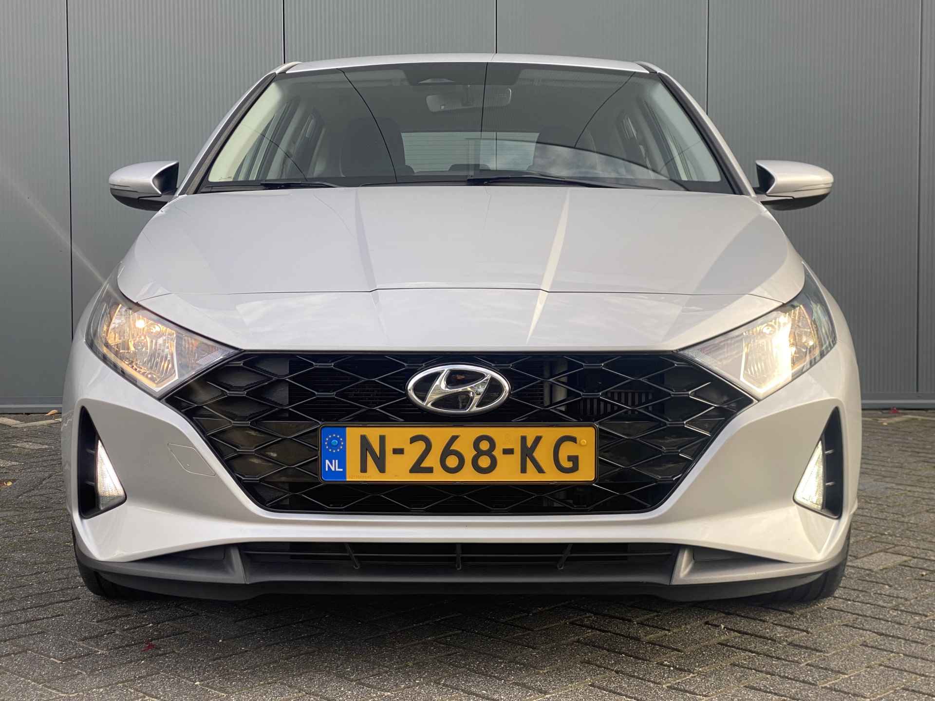 Hyundai i20 1.0 T-GDI 100pk Comfort Smart | Airco | Carplay | Camera | Navigatie | 16" Lichtmetaal | Cruisecontrol | Dodehoekdetectie | Park - 4/31